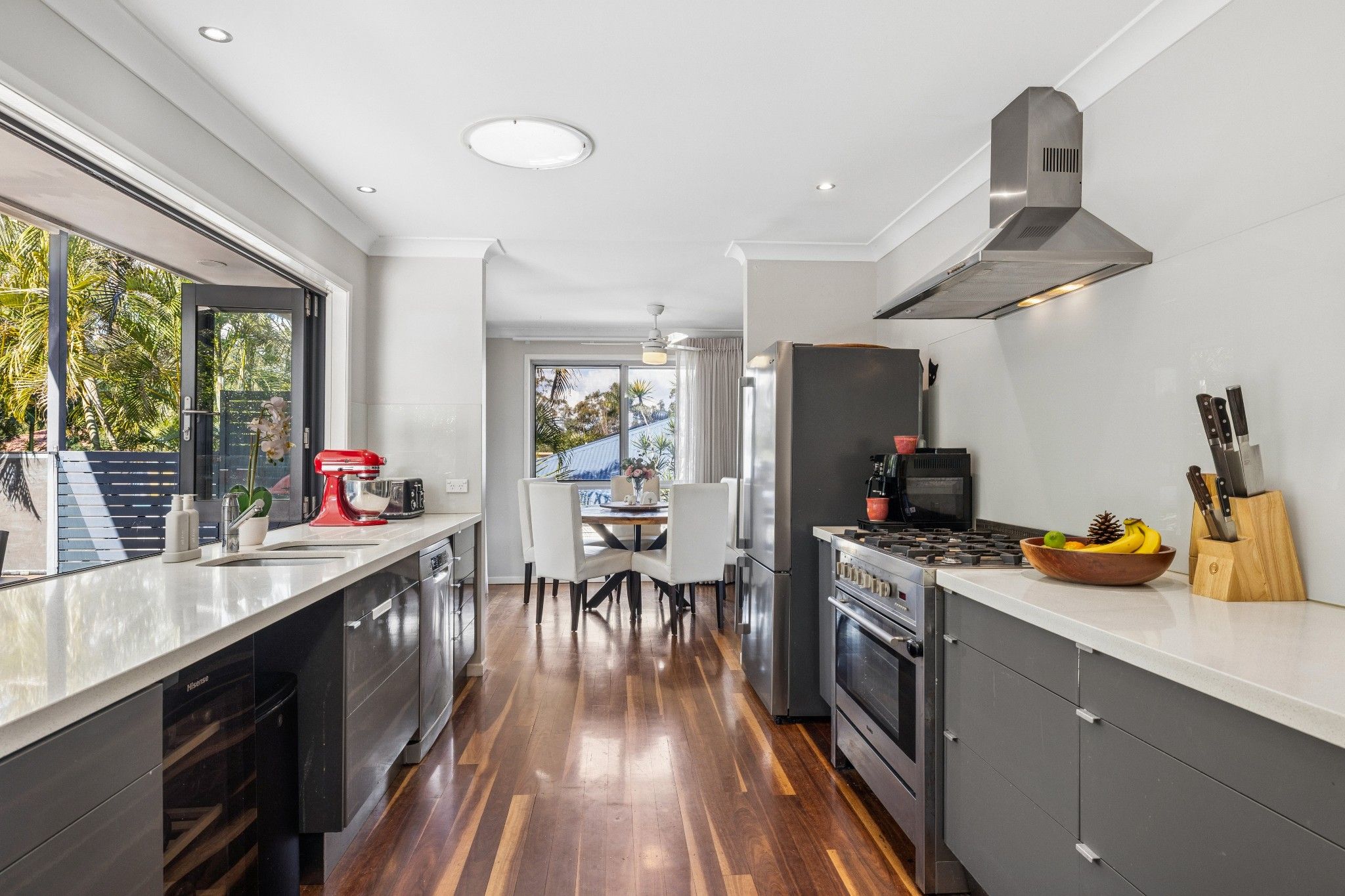 28 Blackwood Drive, Arana Hills, QLD 4054