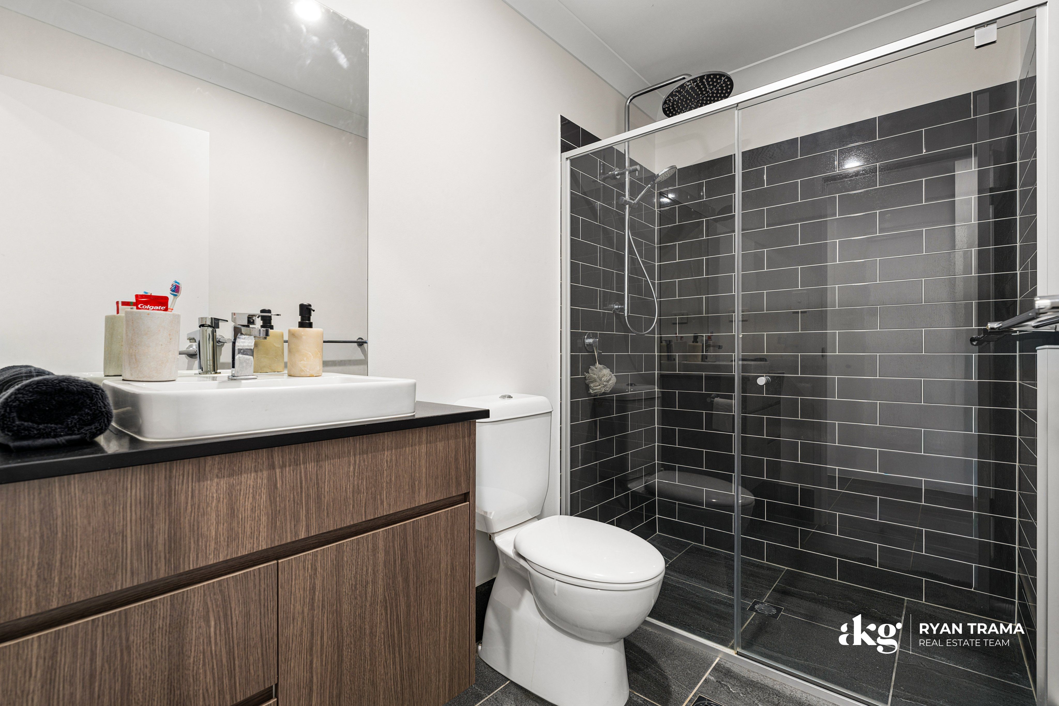 15 Sunline Court — photo 14 of 30