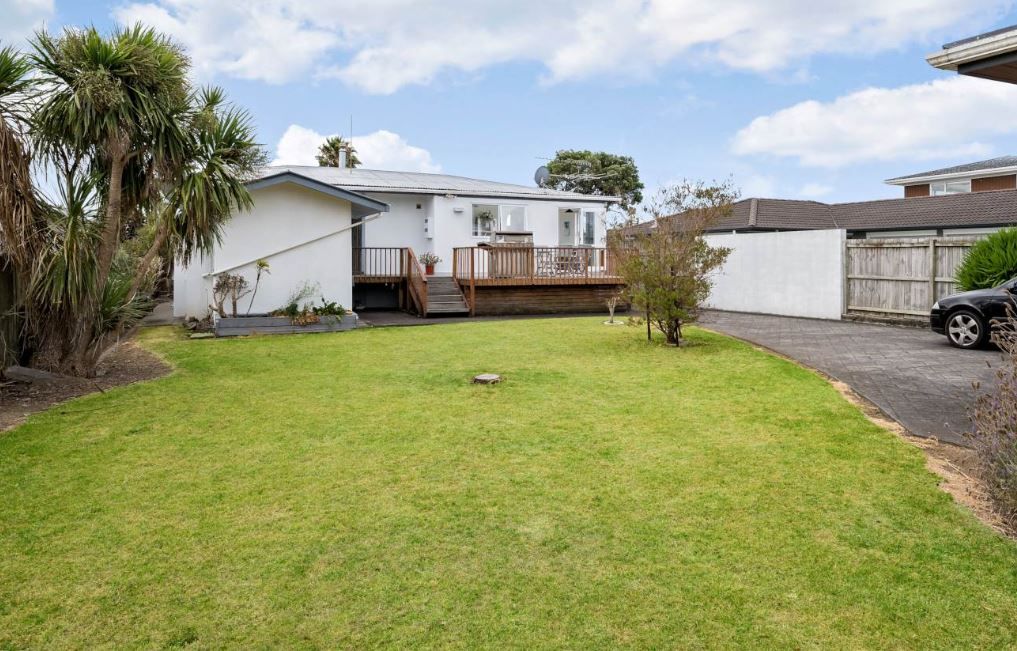 85 First View Avenue, Beachlands, Manukau City