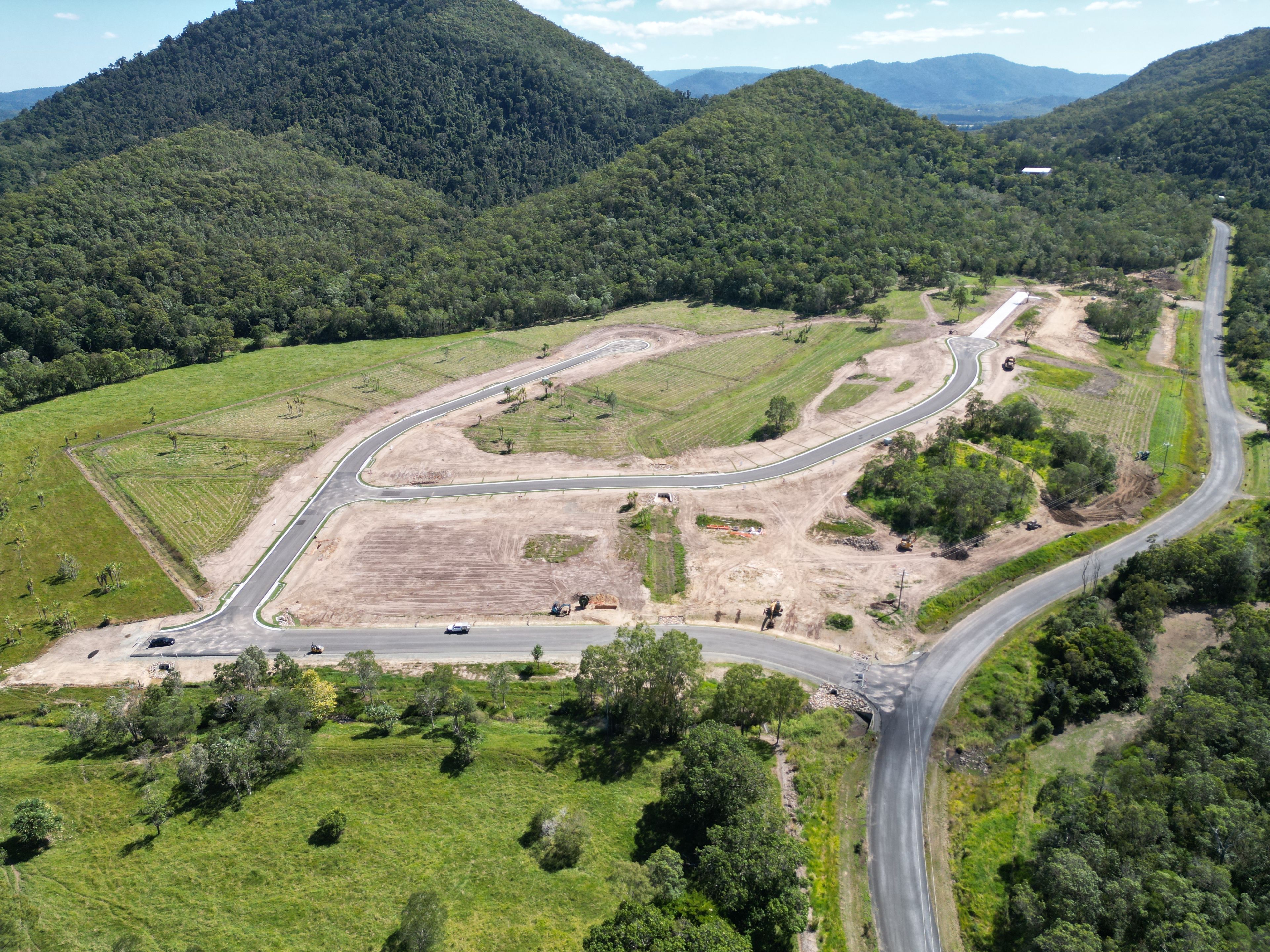 MARLOW Rifle Range Road Hidden Valley — photo from Ray White Whitsunday