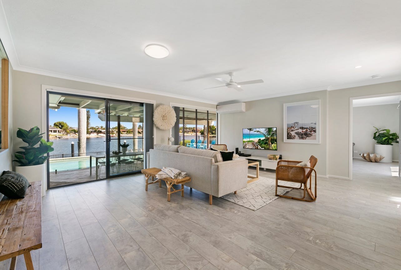 74 Avanti Street, Mermaid Waters, QLD 4218