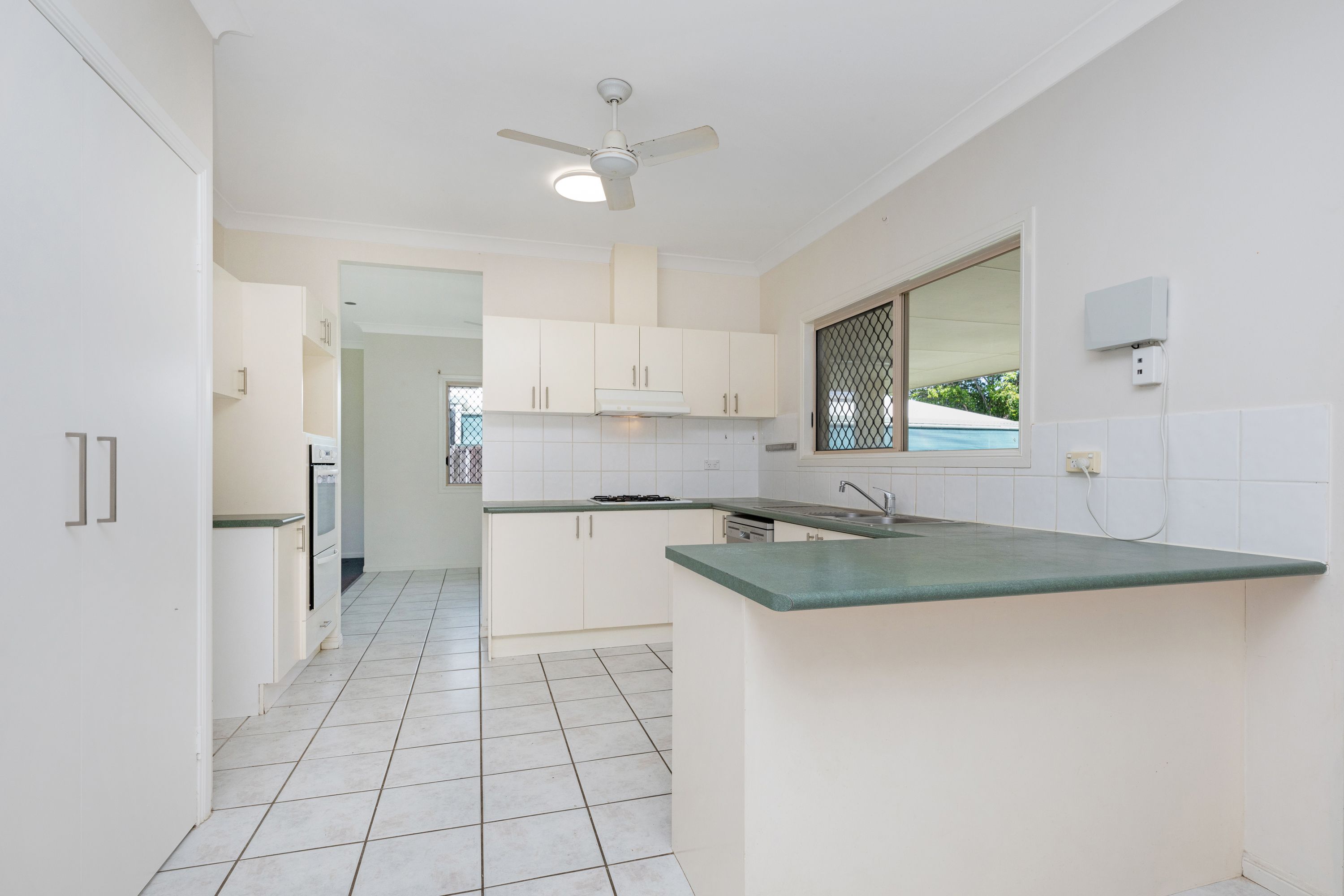 20 Alpina Place — photo 12 of 12