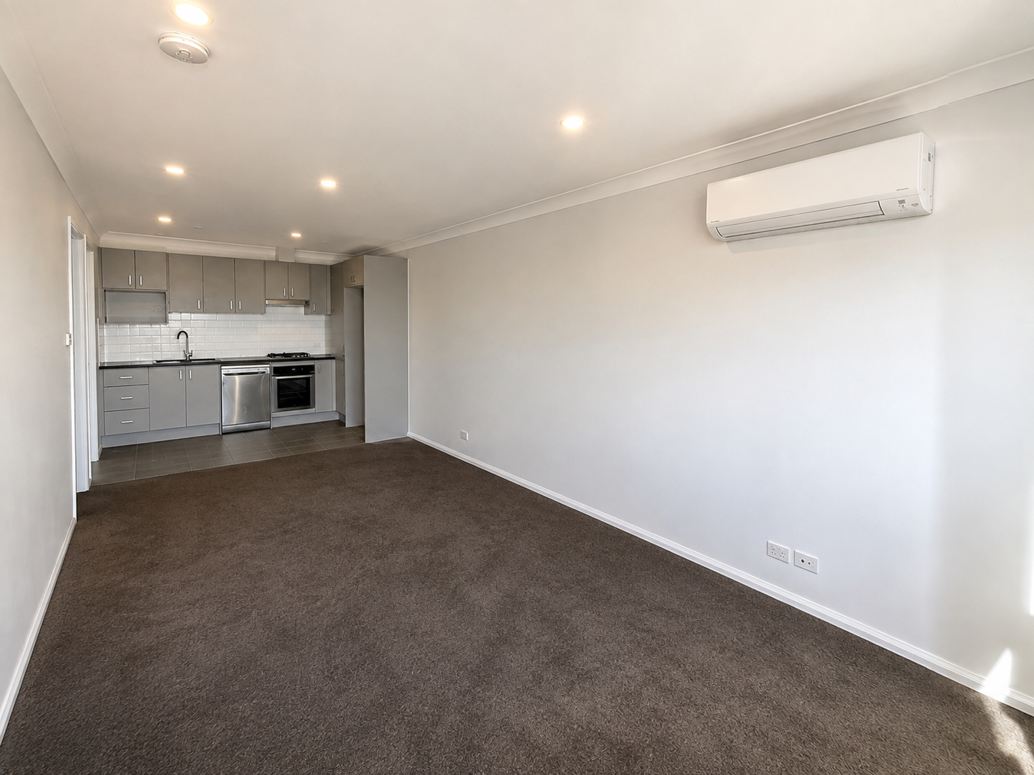 2/12 Frizell Crescent, Armidale, NSW 2350