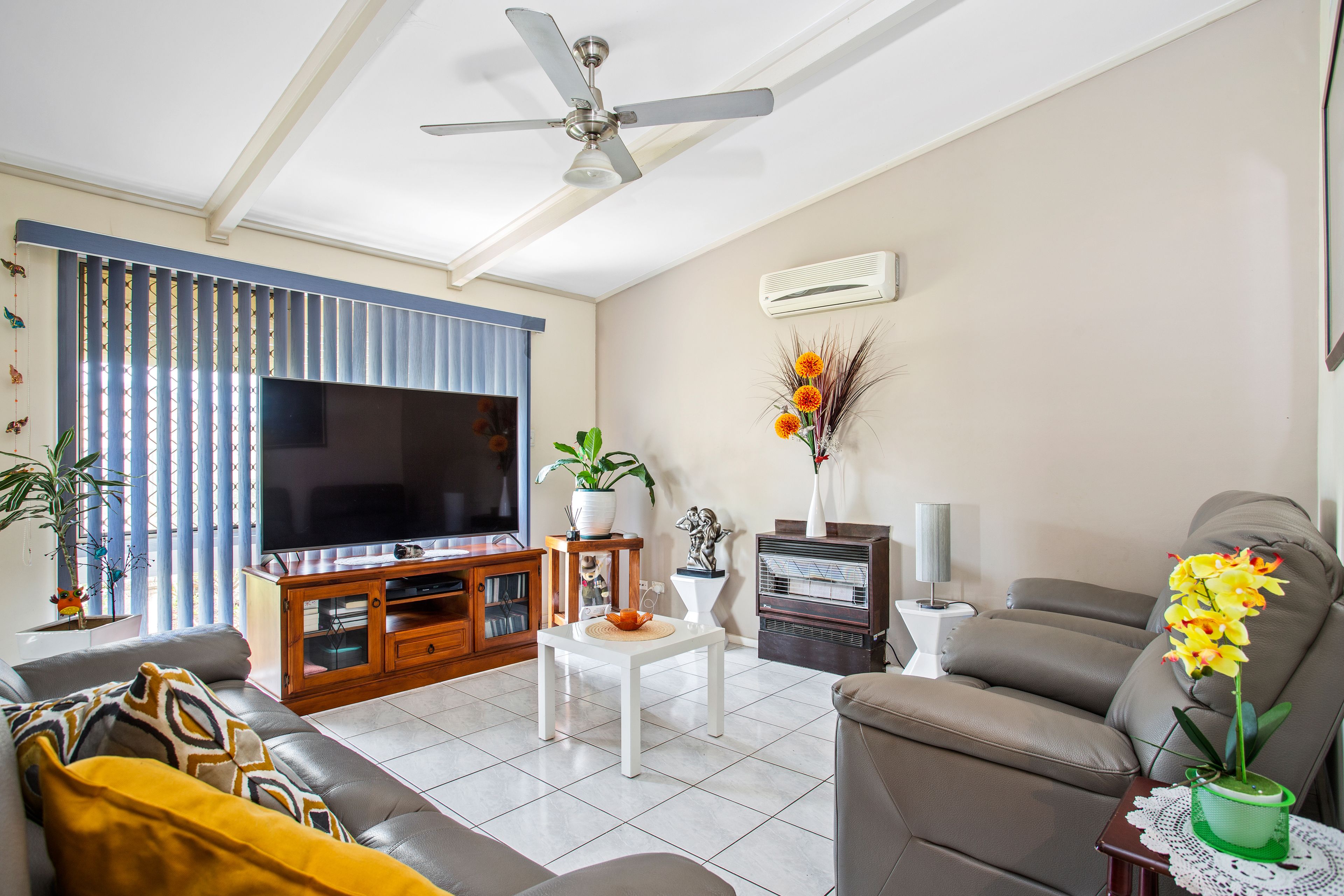 16 Tucker Crescent, North Haven, SA 5018