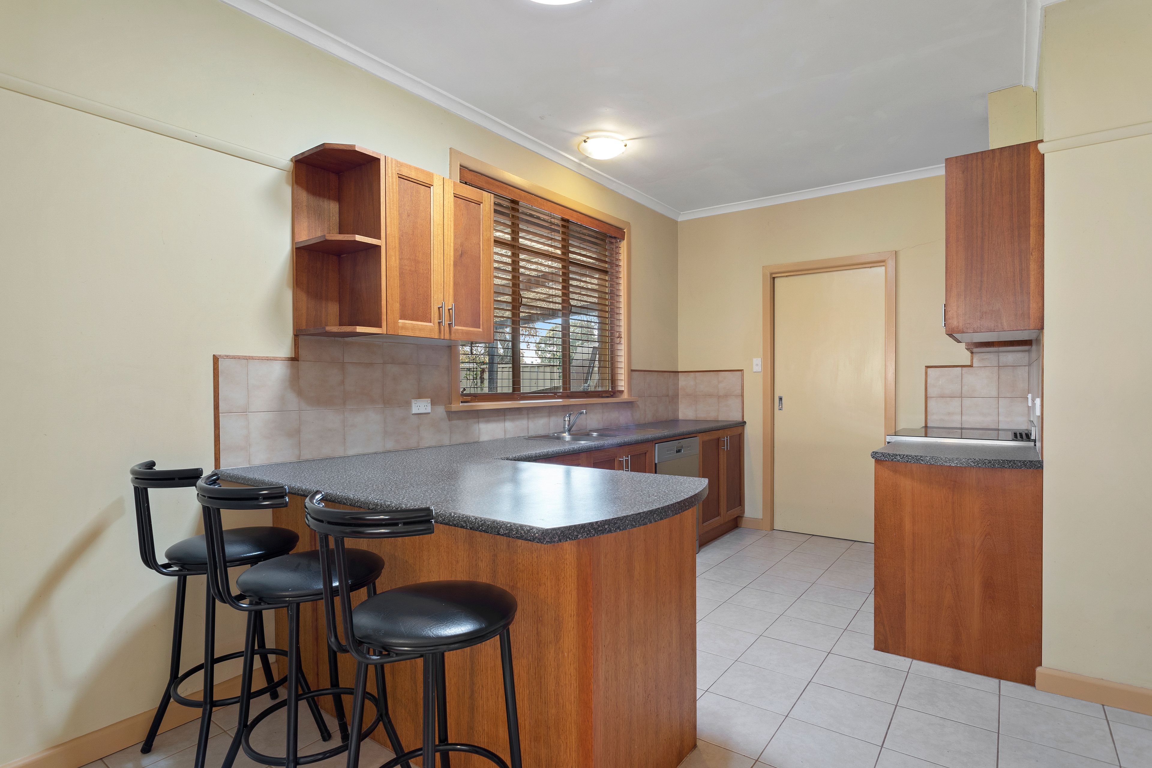 71 Bernard Street, Cheltenham, VIC 3192