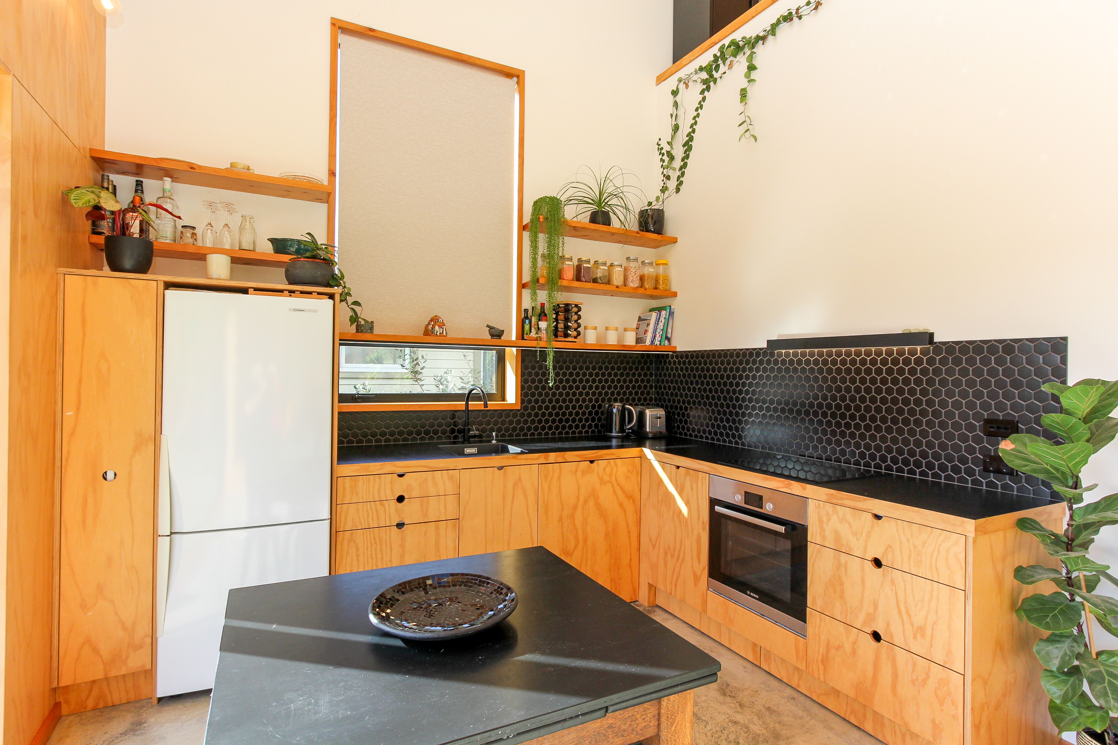 9 Junction Street, Welbourn, New Plymouth District