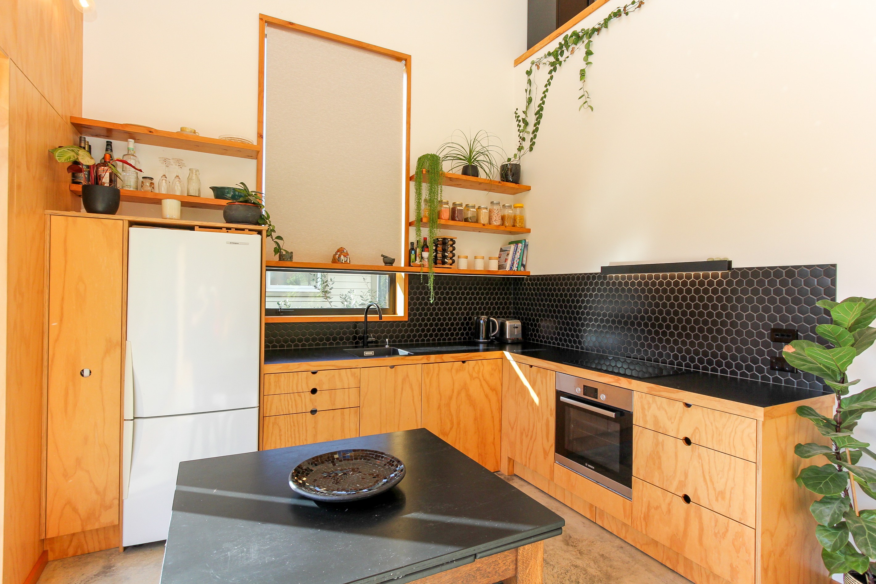 9 Junction Street, Welbourn, New Plymouth District