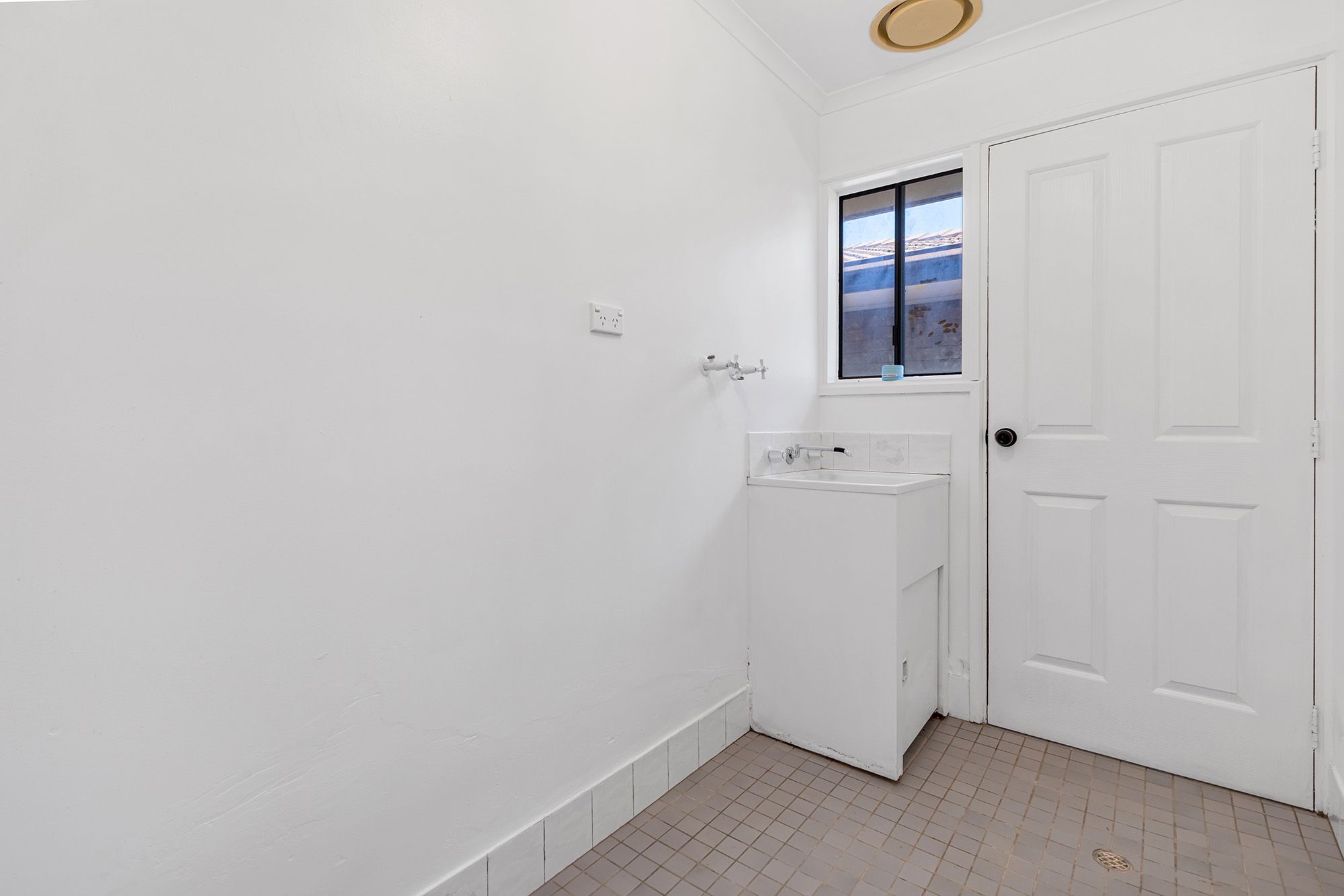 16 Leicester Grove — photo 19 of 24