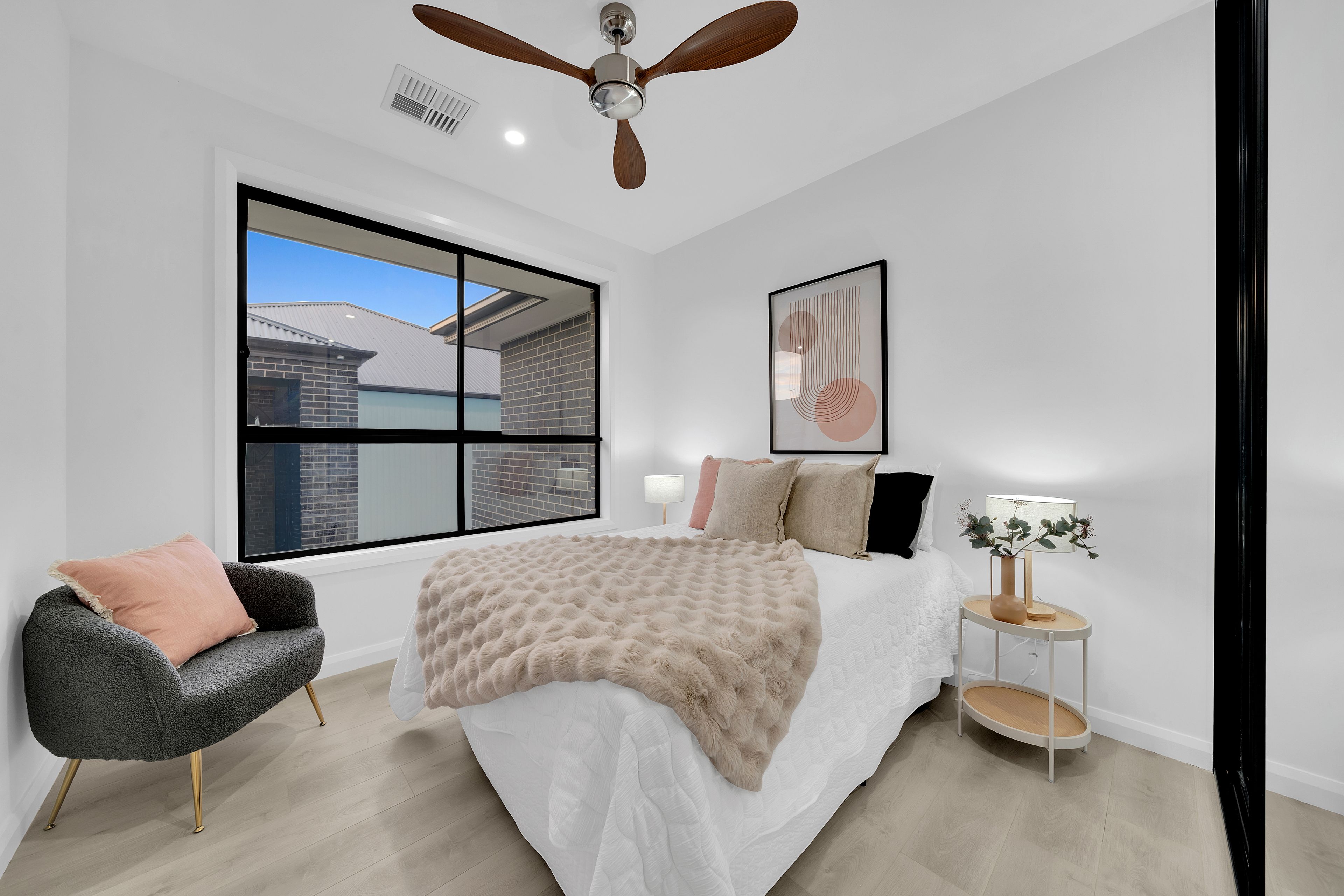 3 Lauriston Grove — photo 13 of 29