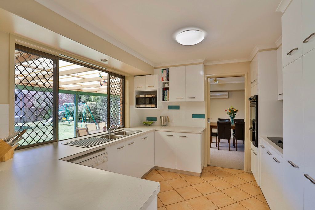 19 Jull Drive, Centenary Heights, QLD 4350