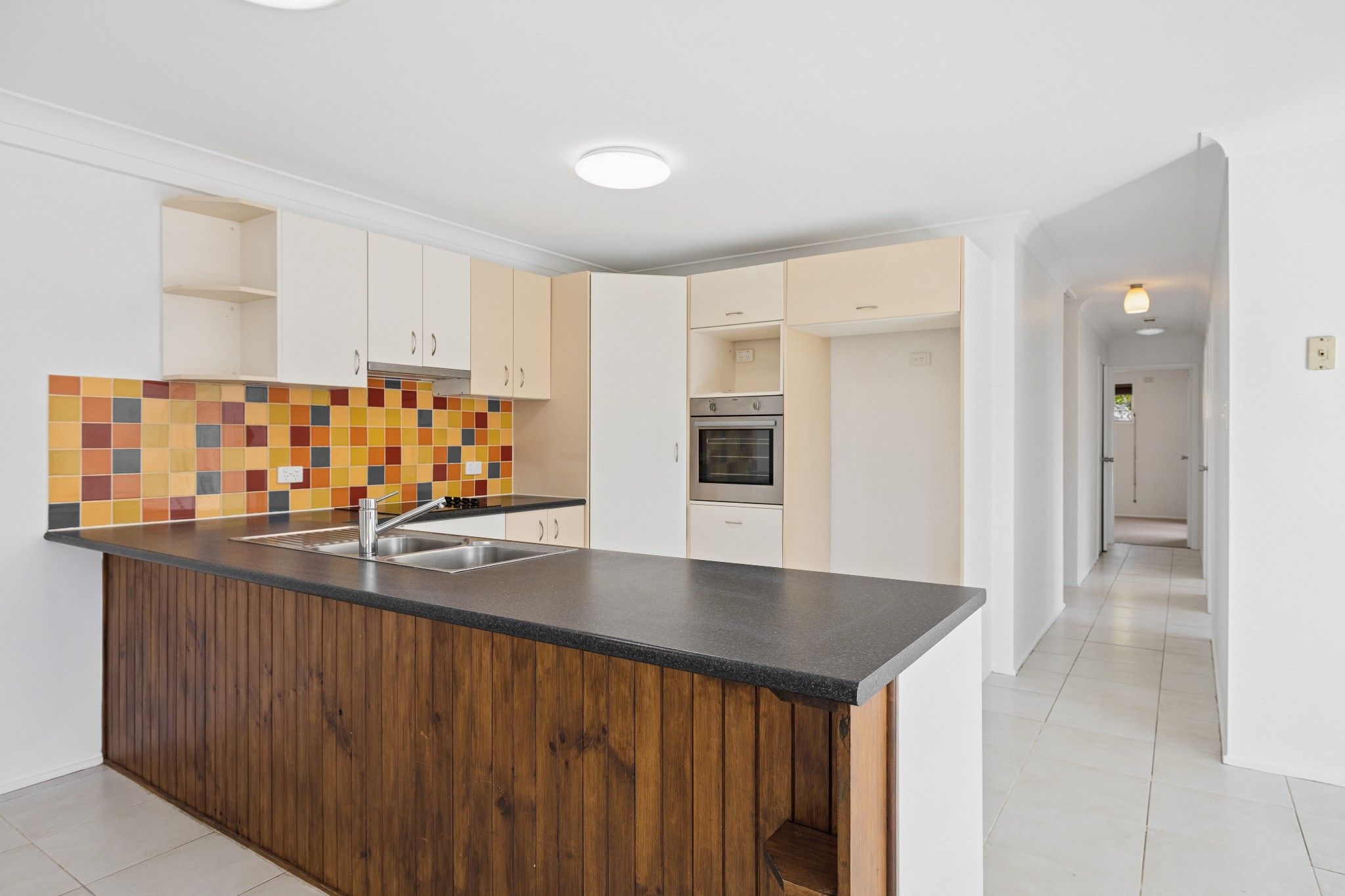 2/12 Rossini Street — photo 14 of 19