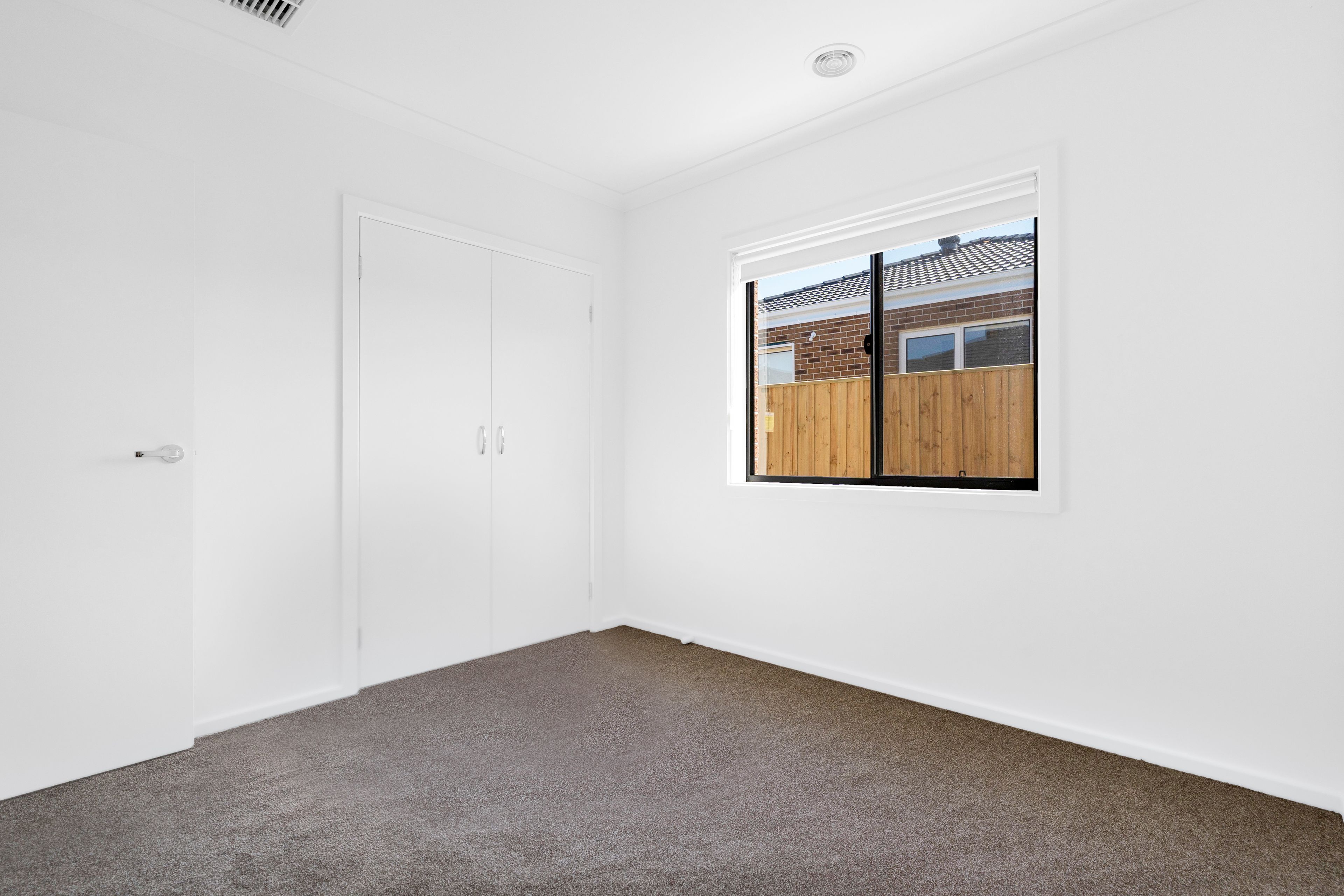 21 Lennox Street — photo 15 of 20