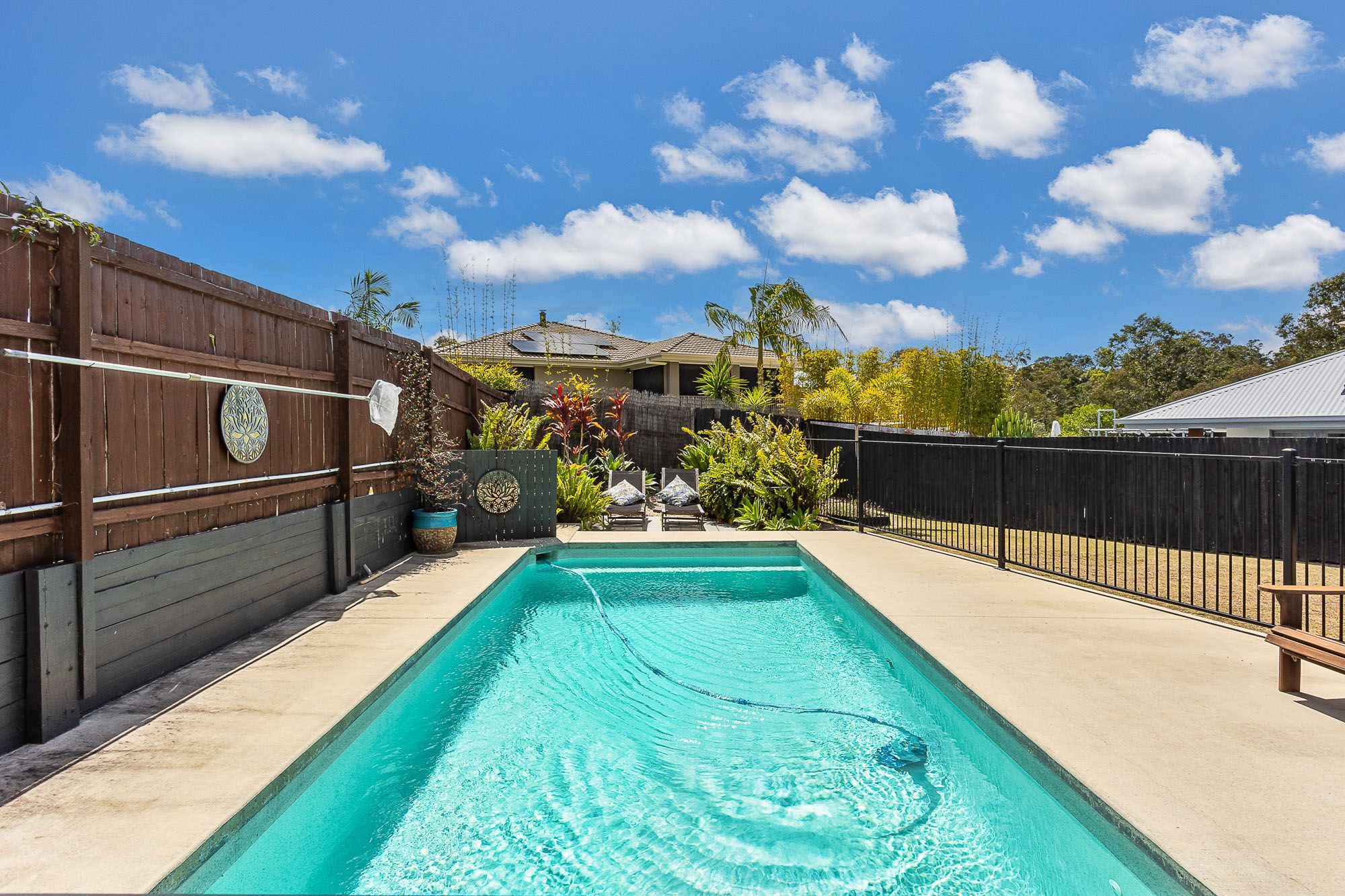 7 Carmel Close — photo 22 of 28