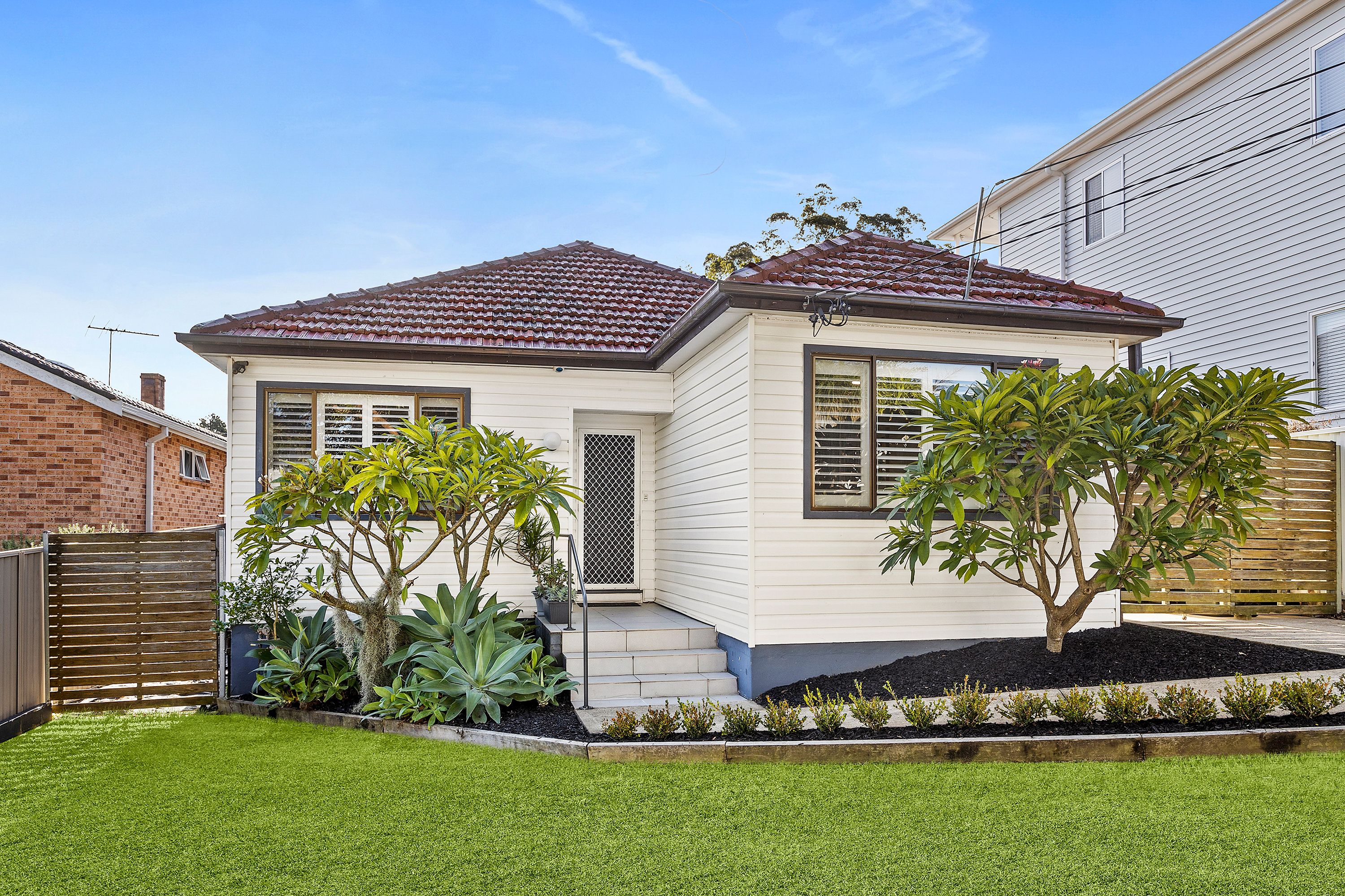 34 Prospect Road, Peakhurst NSW 2210