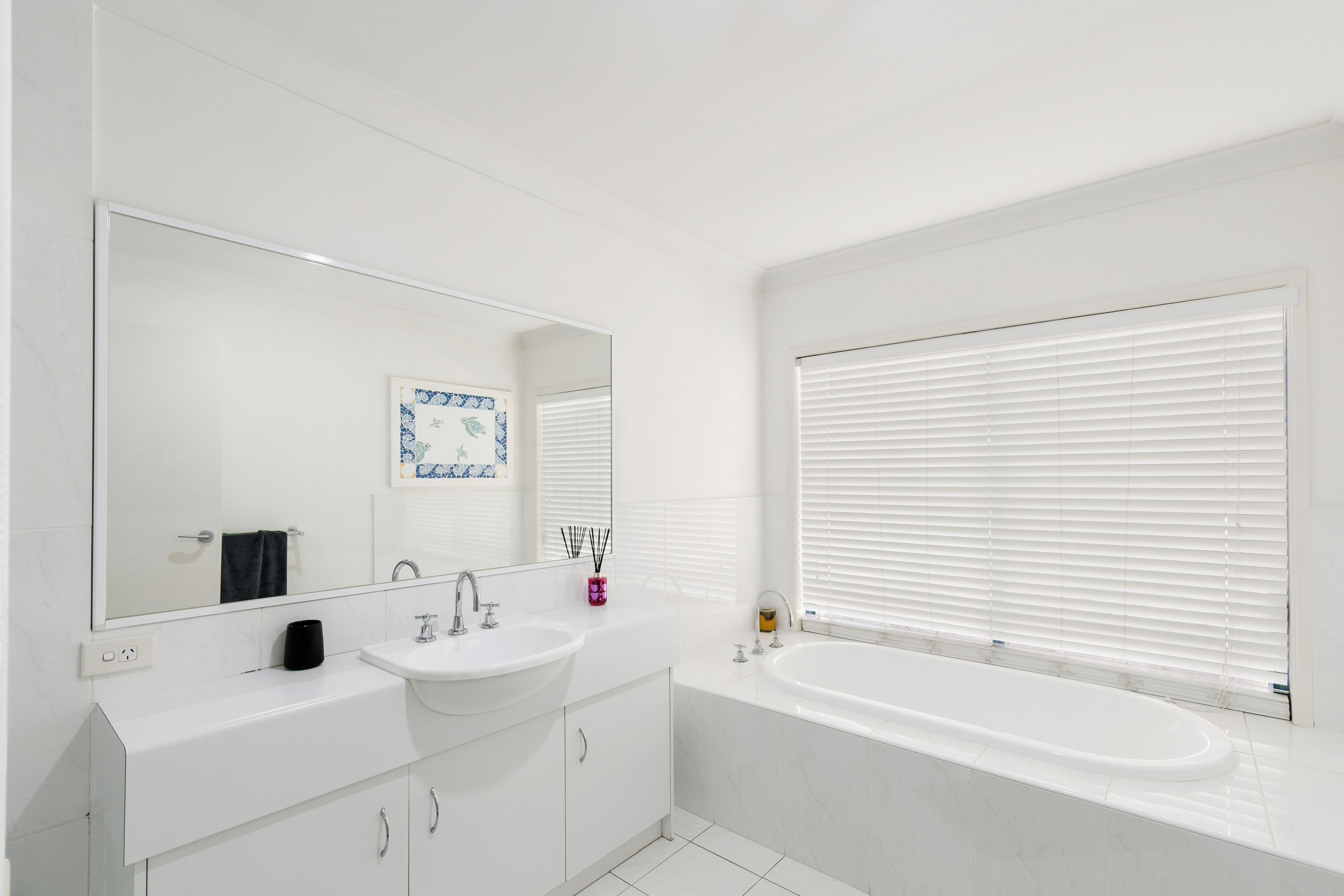 20 Mortlock Drive — photo 13 of 15