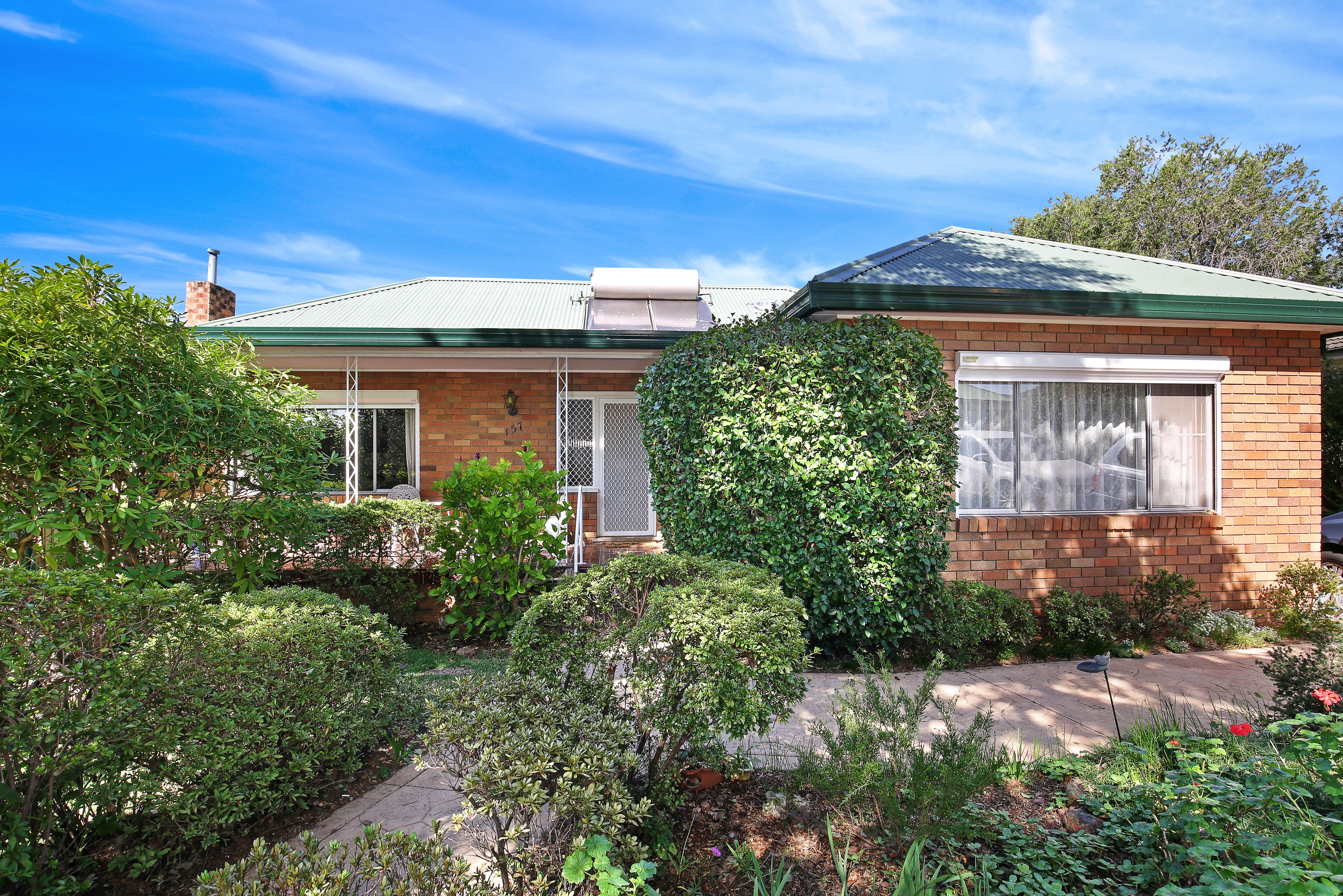 157 Farmborough Road