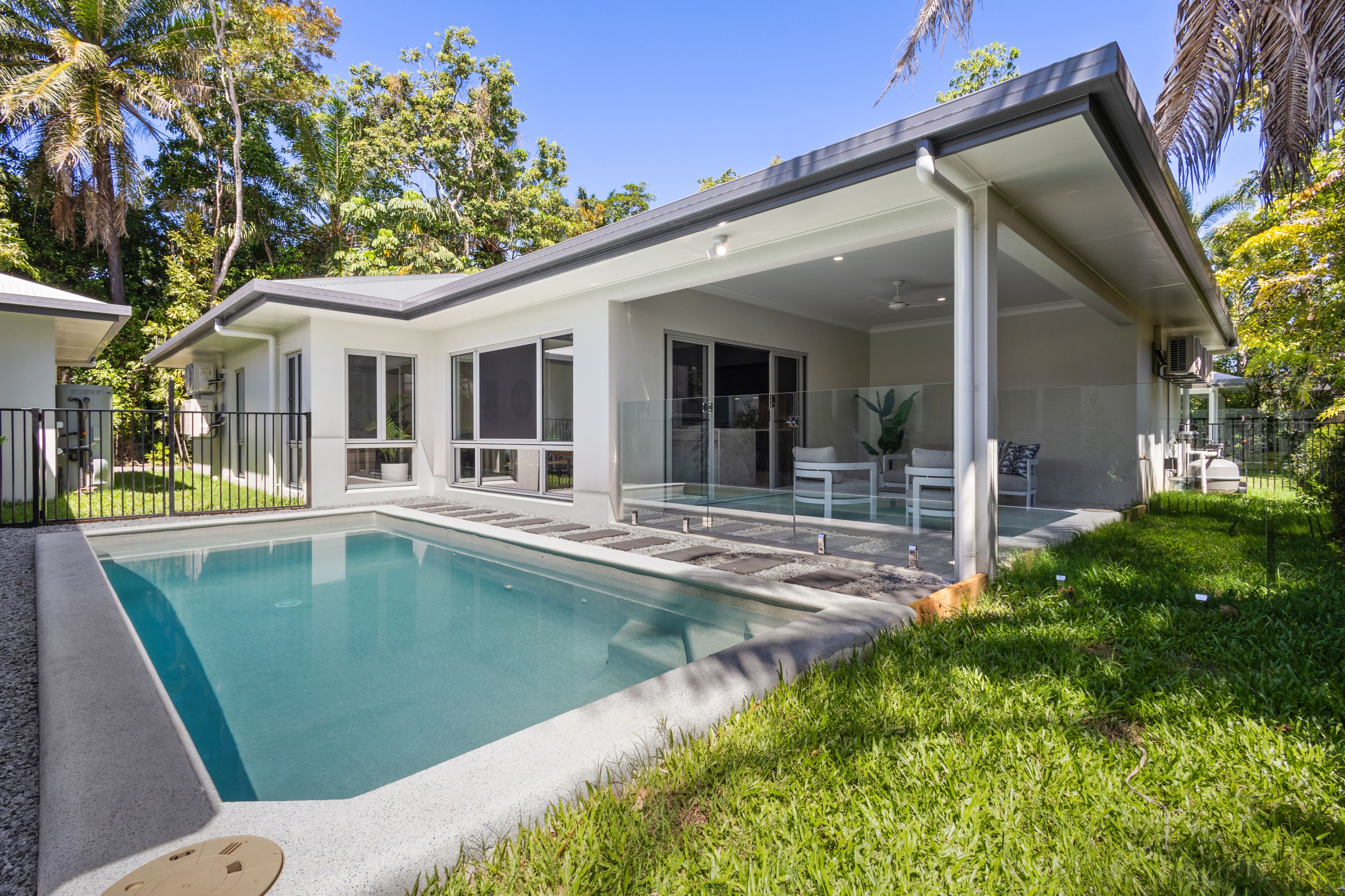 2 St Crispins Avenue , Port Douglas QLD 4877