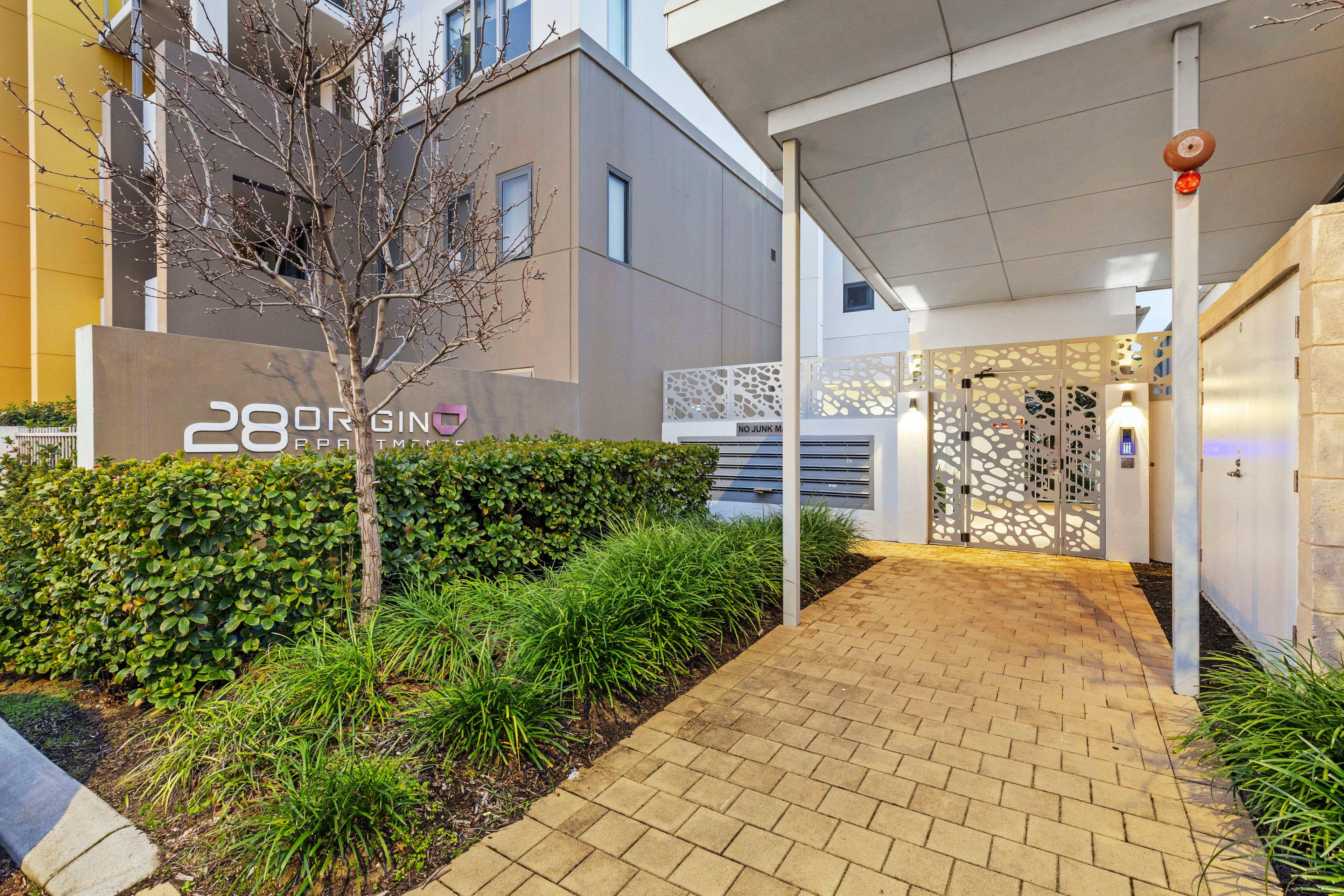 16/28 Goodwood Parade, Burswood, WA 6100