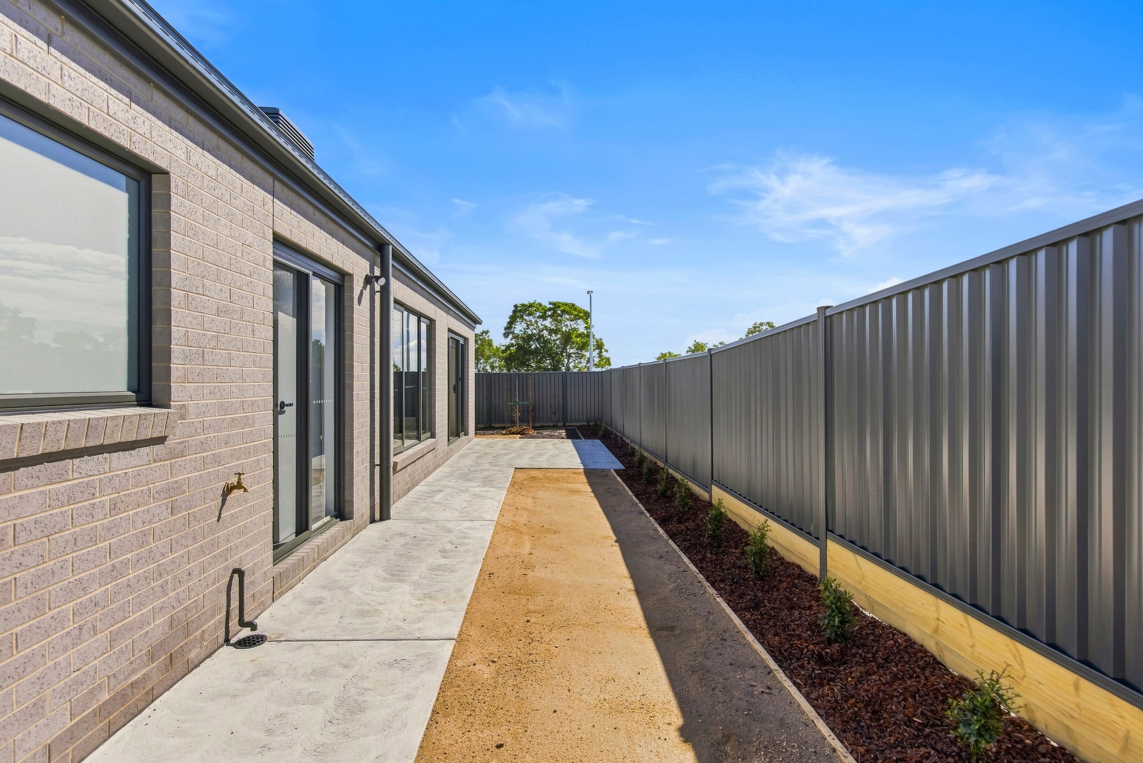 34 Lee Road — photo 8 of 8