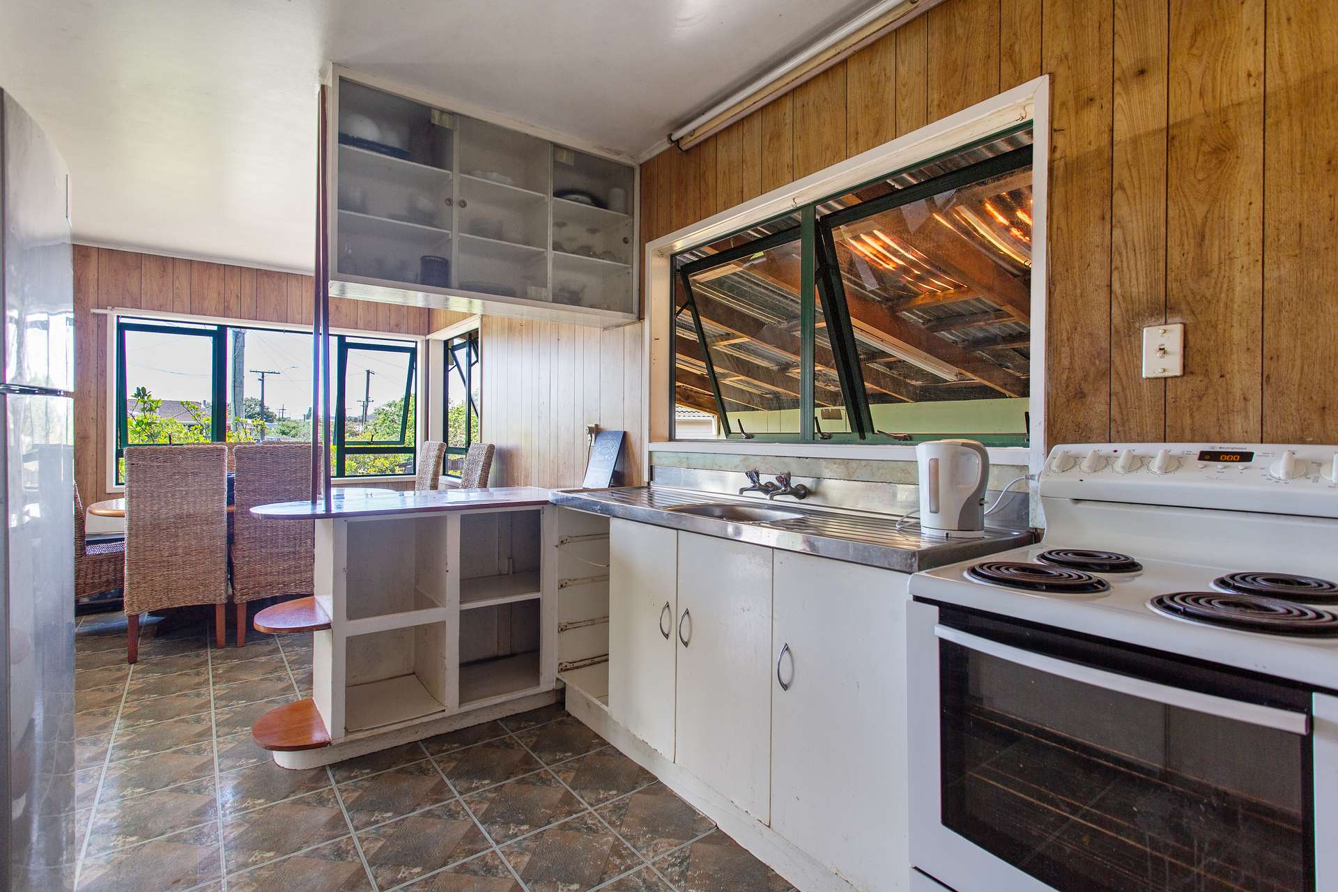 24 Toatoa Place photo 5