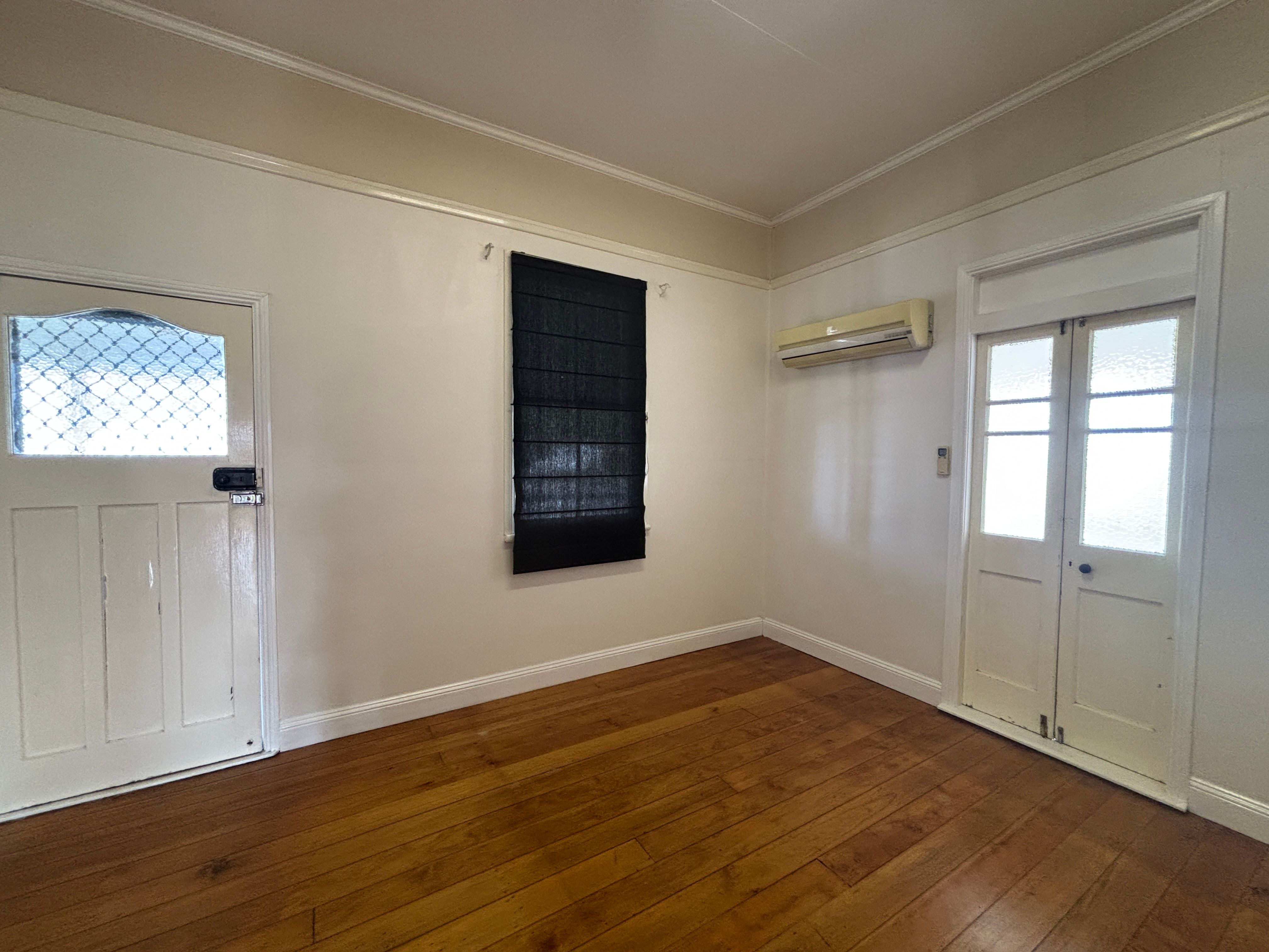15 Forde Street — photo 7 of 10
