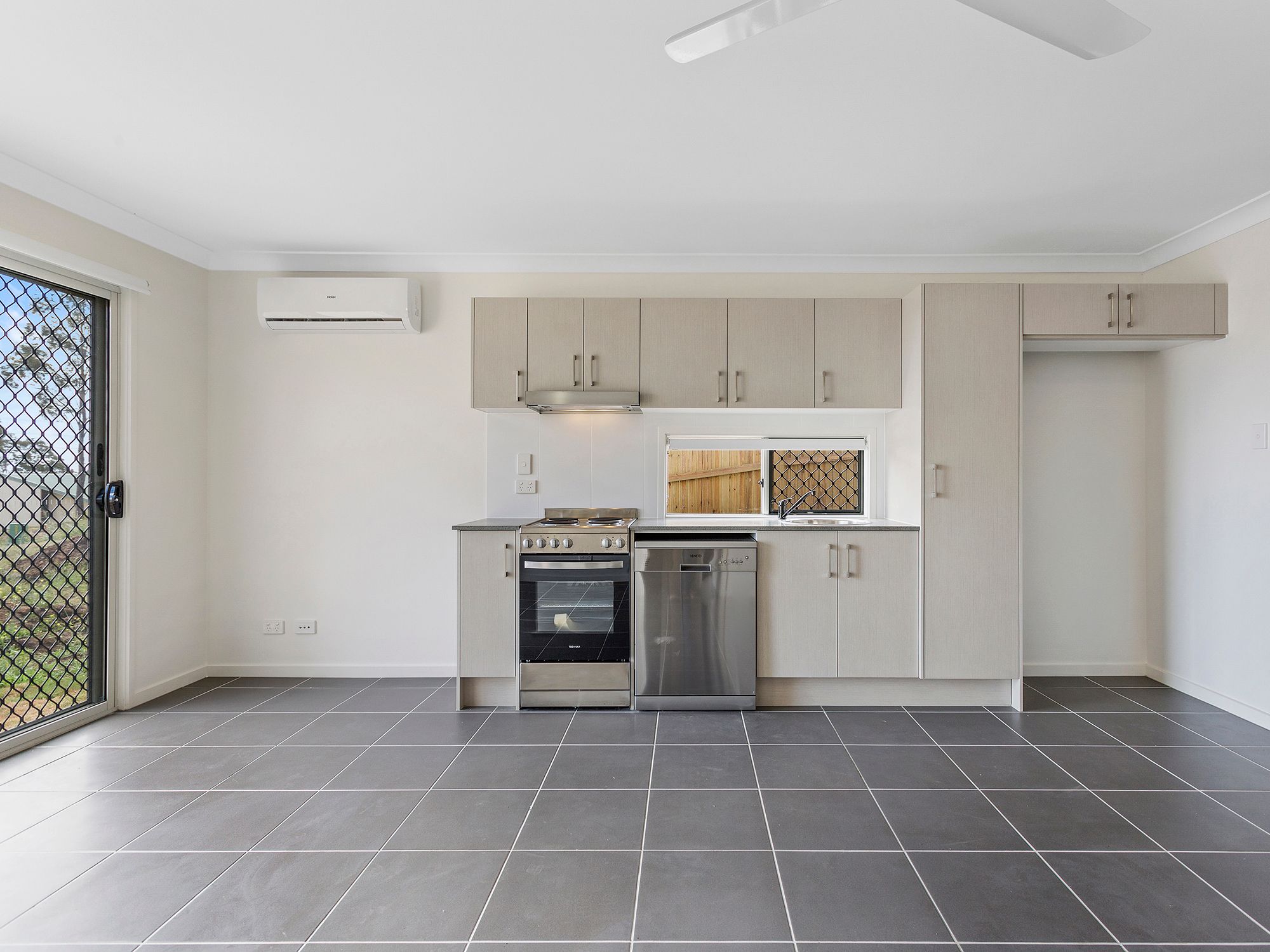 2/37 Alistair Street, Glenvale, QLD 4350