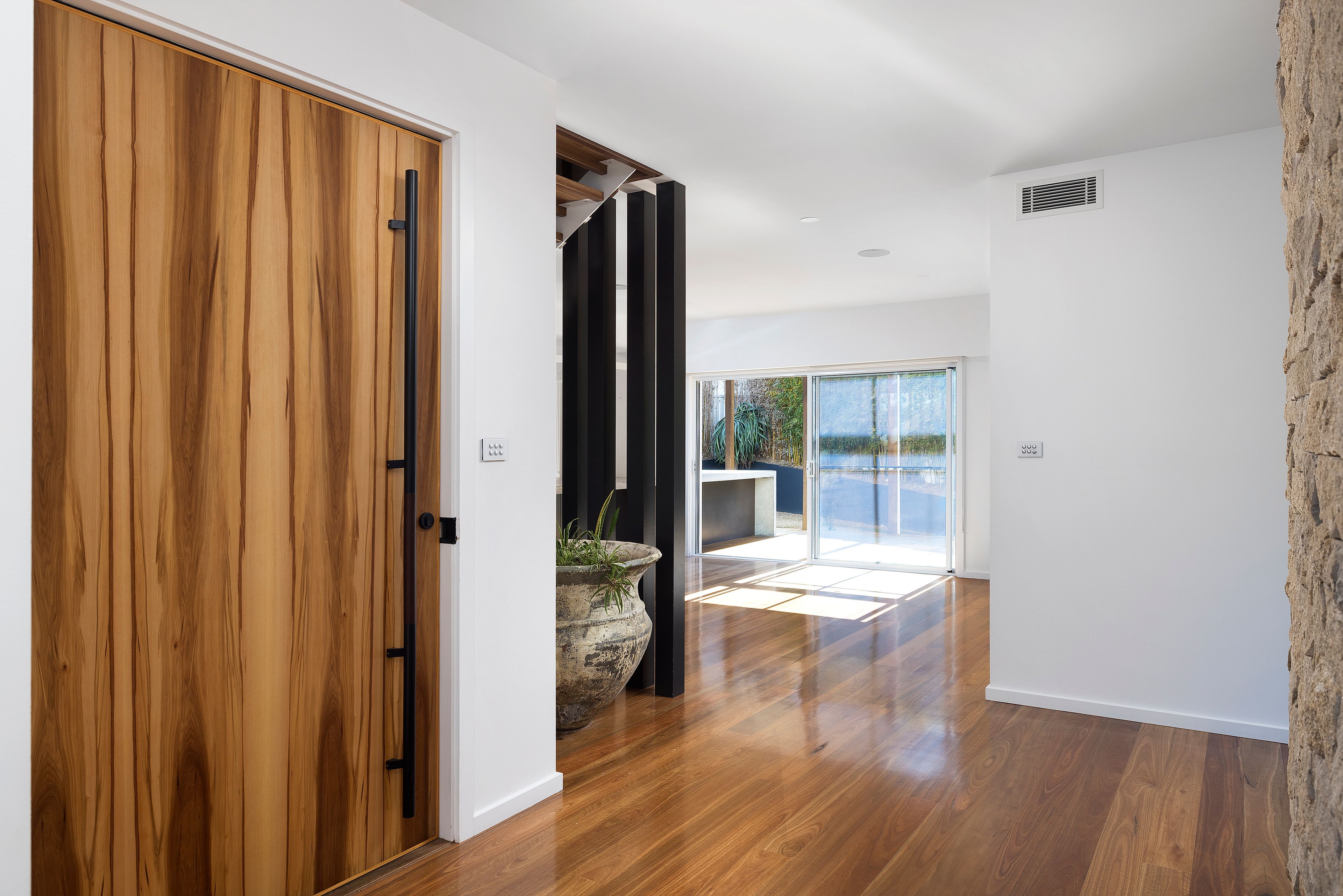 37 Irene Crescent — photo 14 of 24