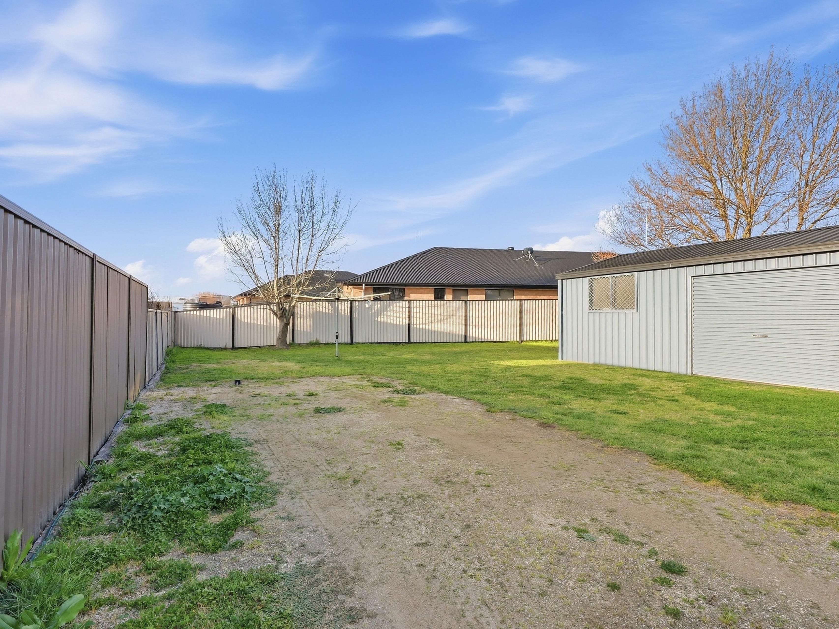 73 Loren Street — photo 12 of 16