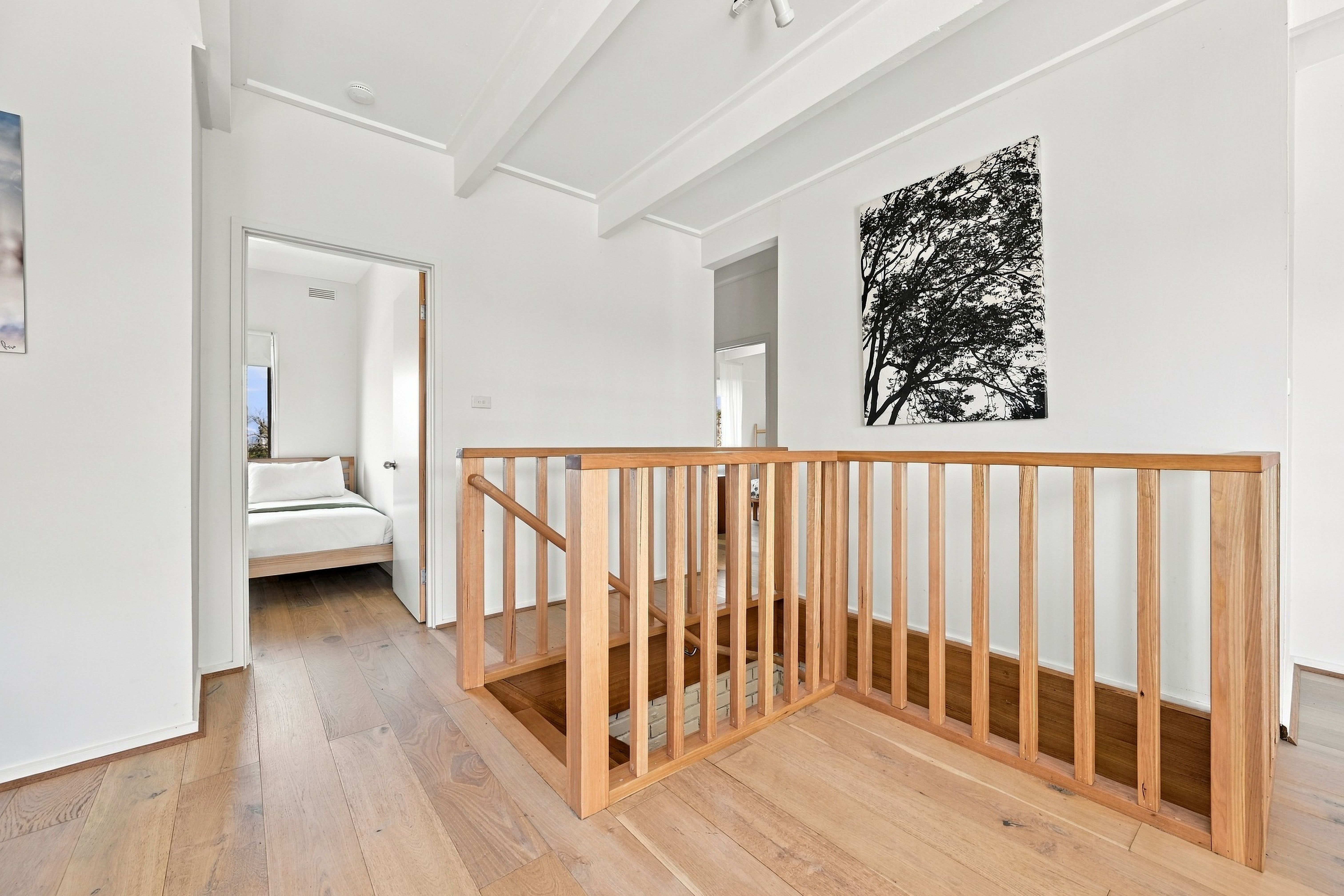 109 Acacia Road — photo 9 of 20