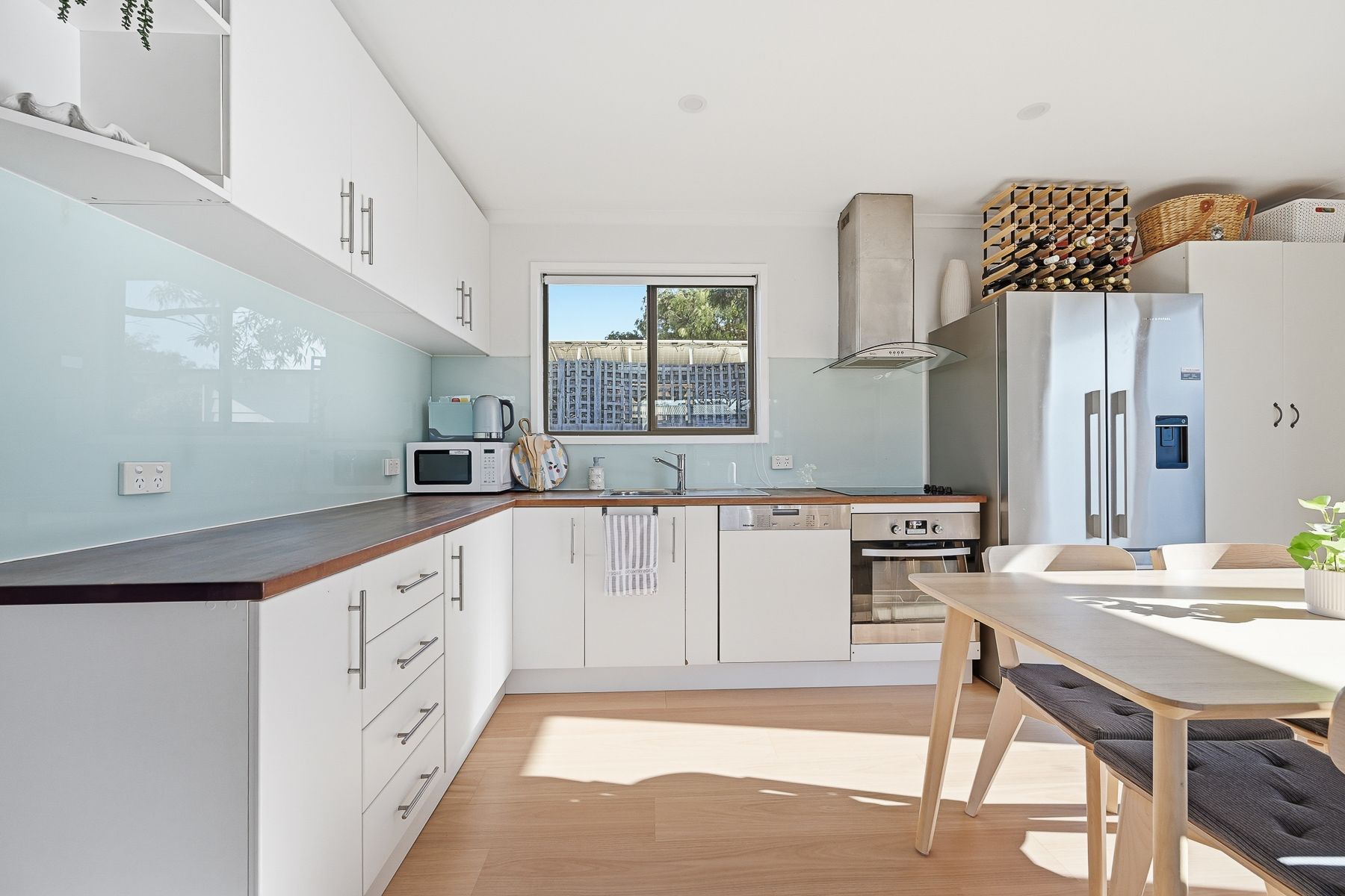 102 Anglers Road — photo 6 of 19