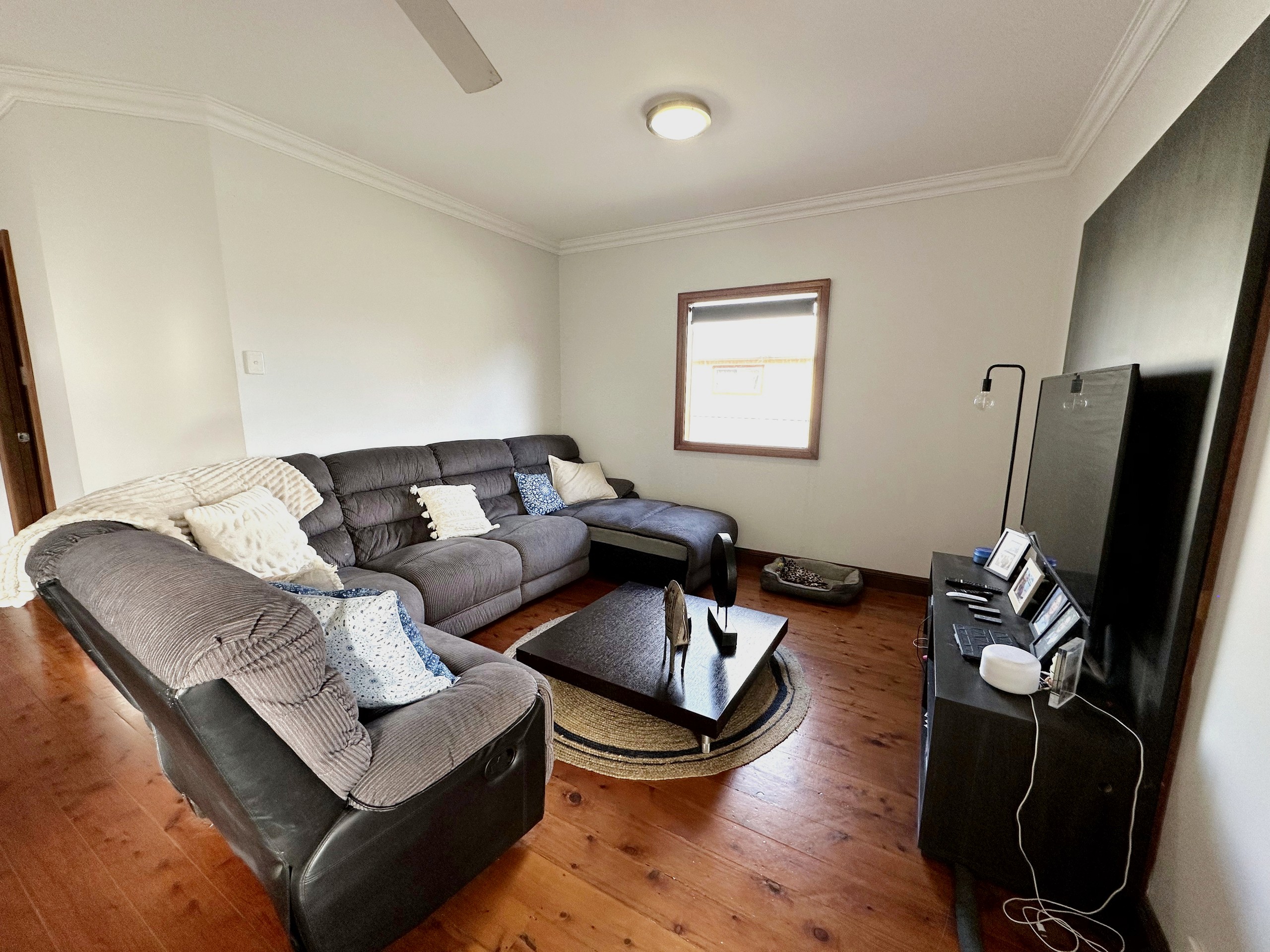 11 Holmes Avenue, Toukley, NSW 2263