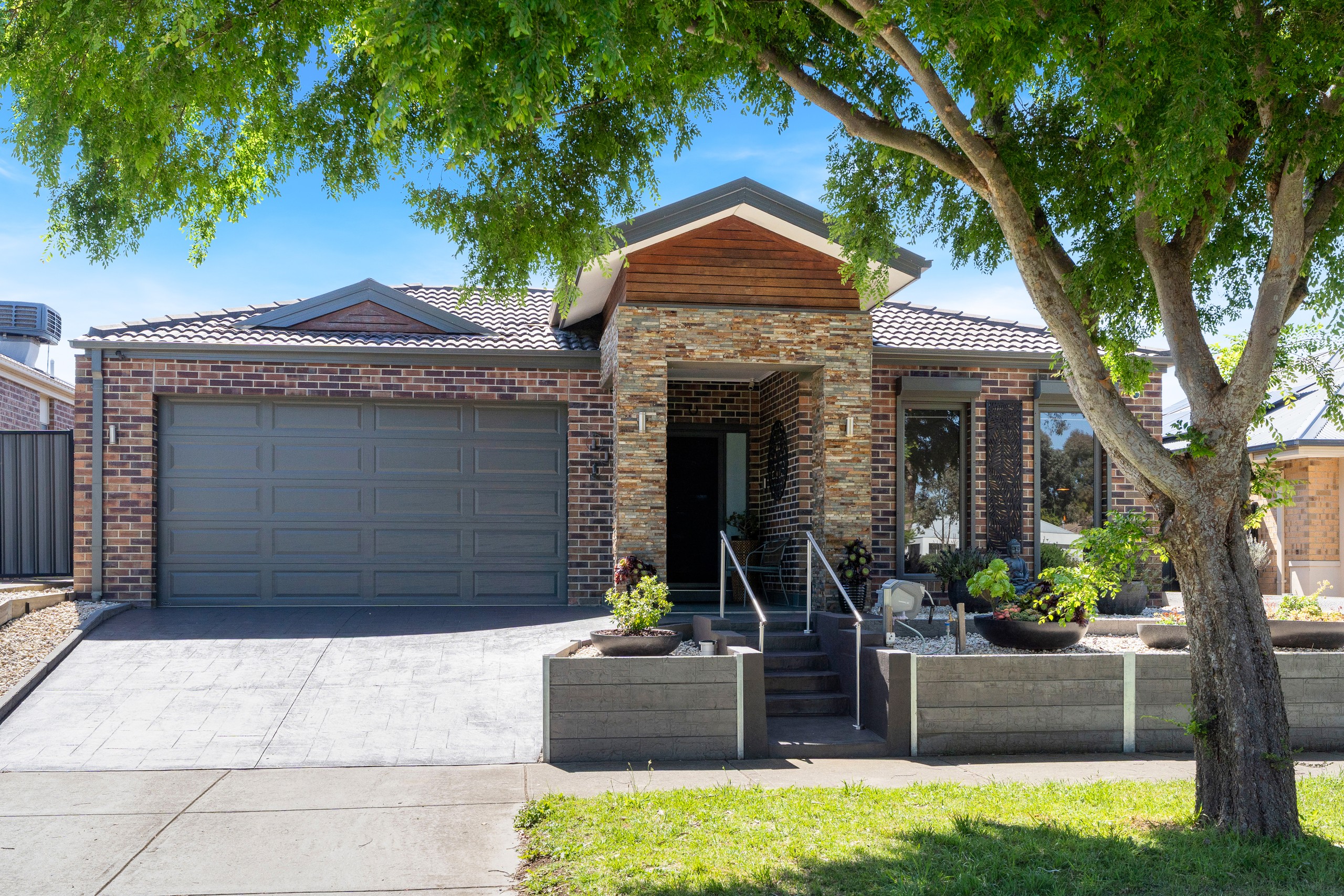35 Cradle Mountain Drive, Craigieburn, VIC 3064