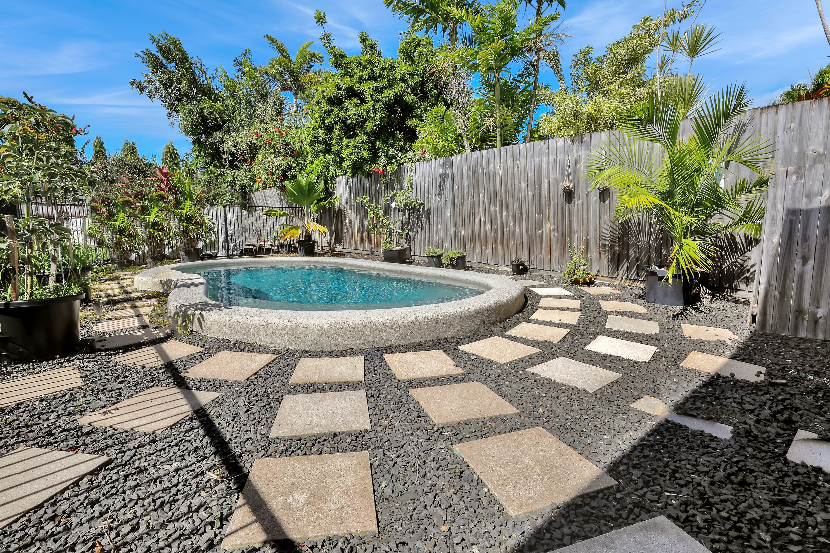 5 Dolphin Close, Kewarra Beach, QLD 4879