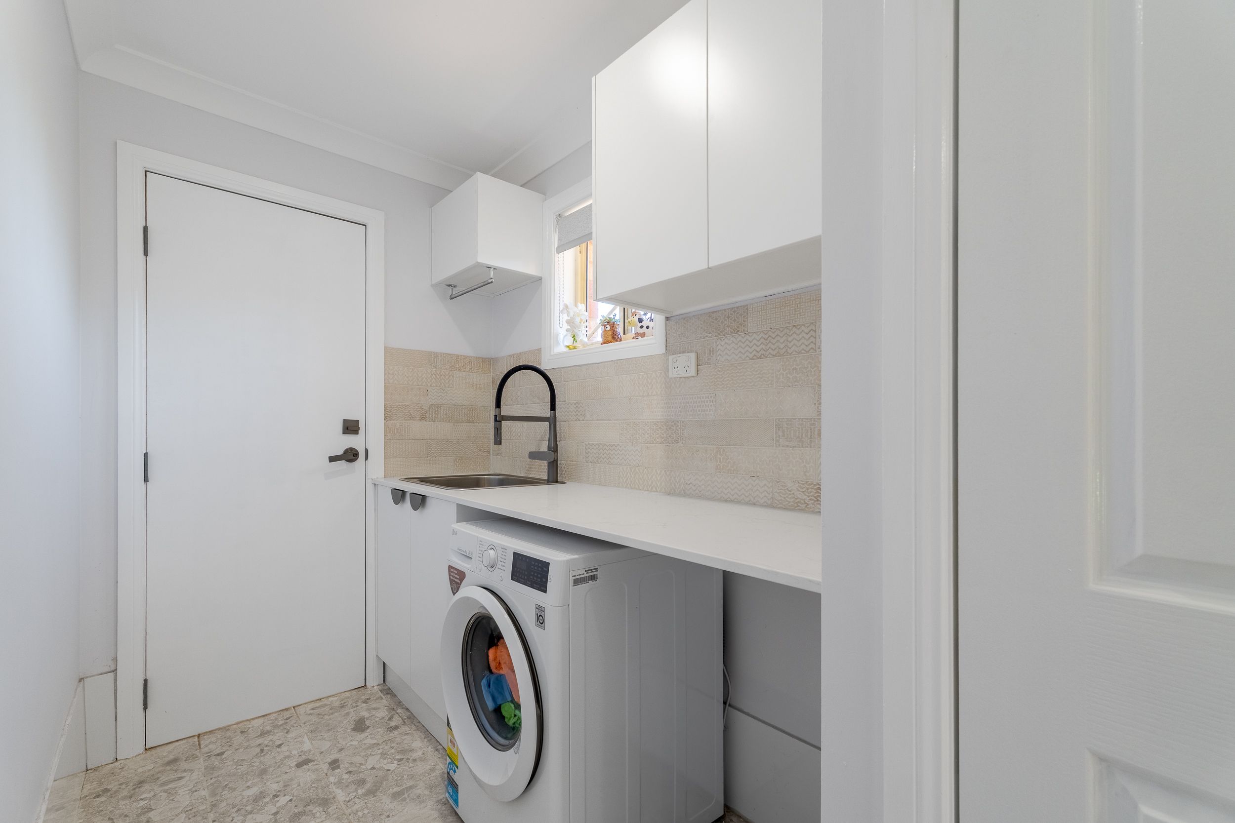 8 Ken Mcmullen Place — photo 14 of 19