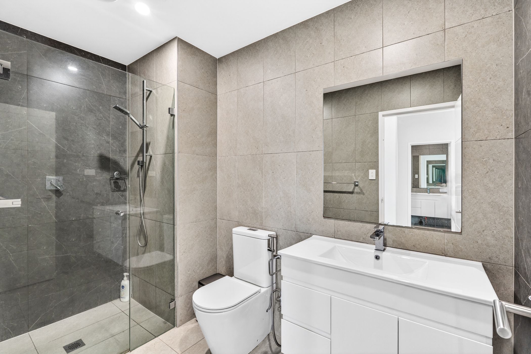440/50B Jacqui Avenue — photo 9 of 21