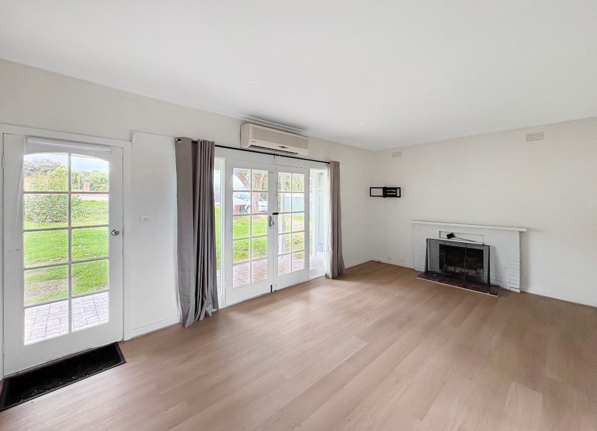51 Wollaston Road — photo 3 of 7