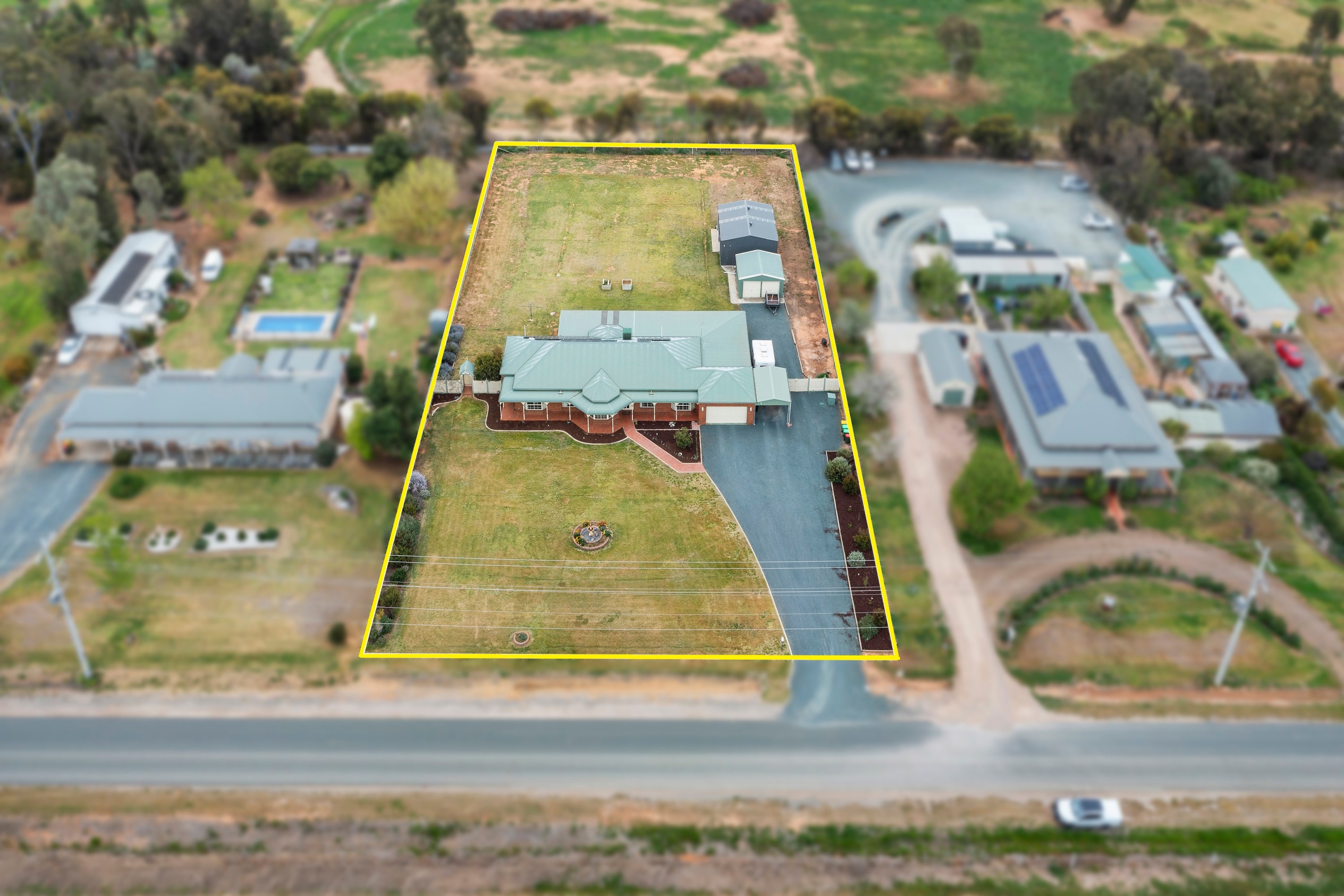 76 Pascoe Street, Rochester, VIC 3561