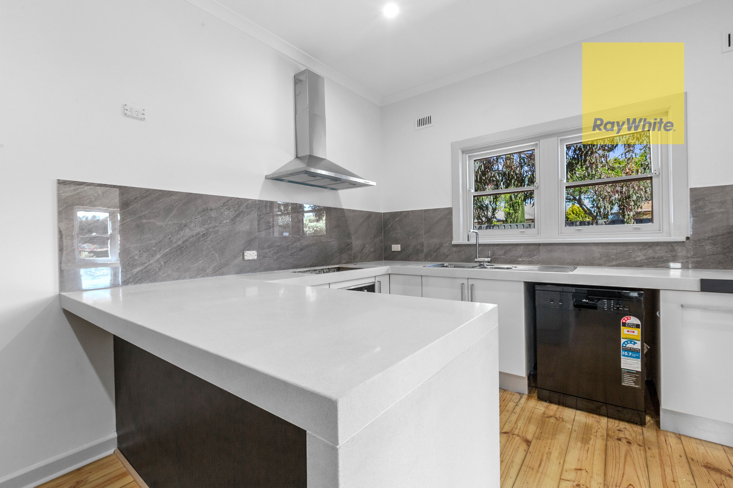 7 Morley Street — photo 5 of 10