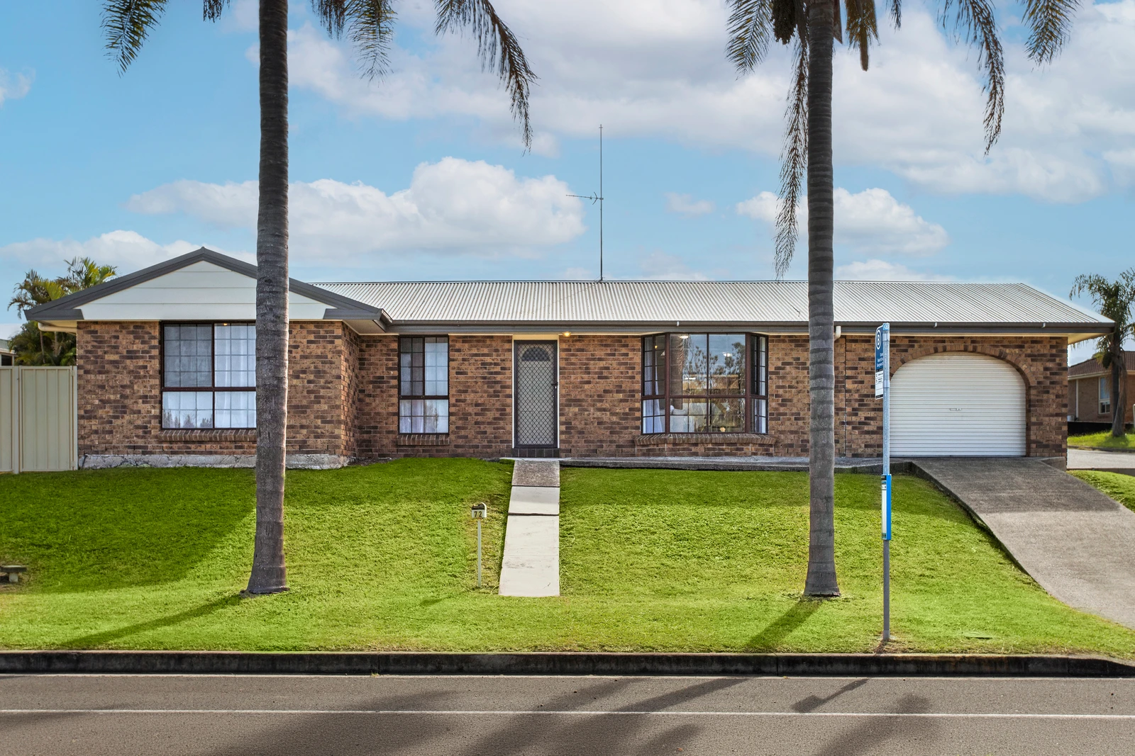 72 Ocean Beach Drive, Shellharbour, NSW 2529