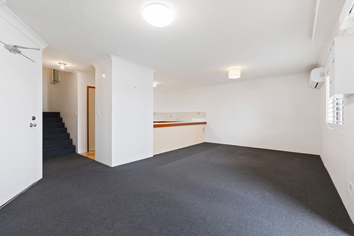 7/33 Duet Drive, Mermaid Waters, QLD 4218