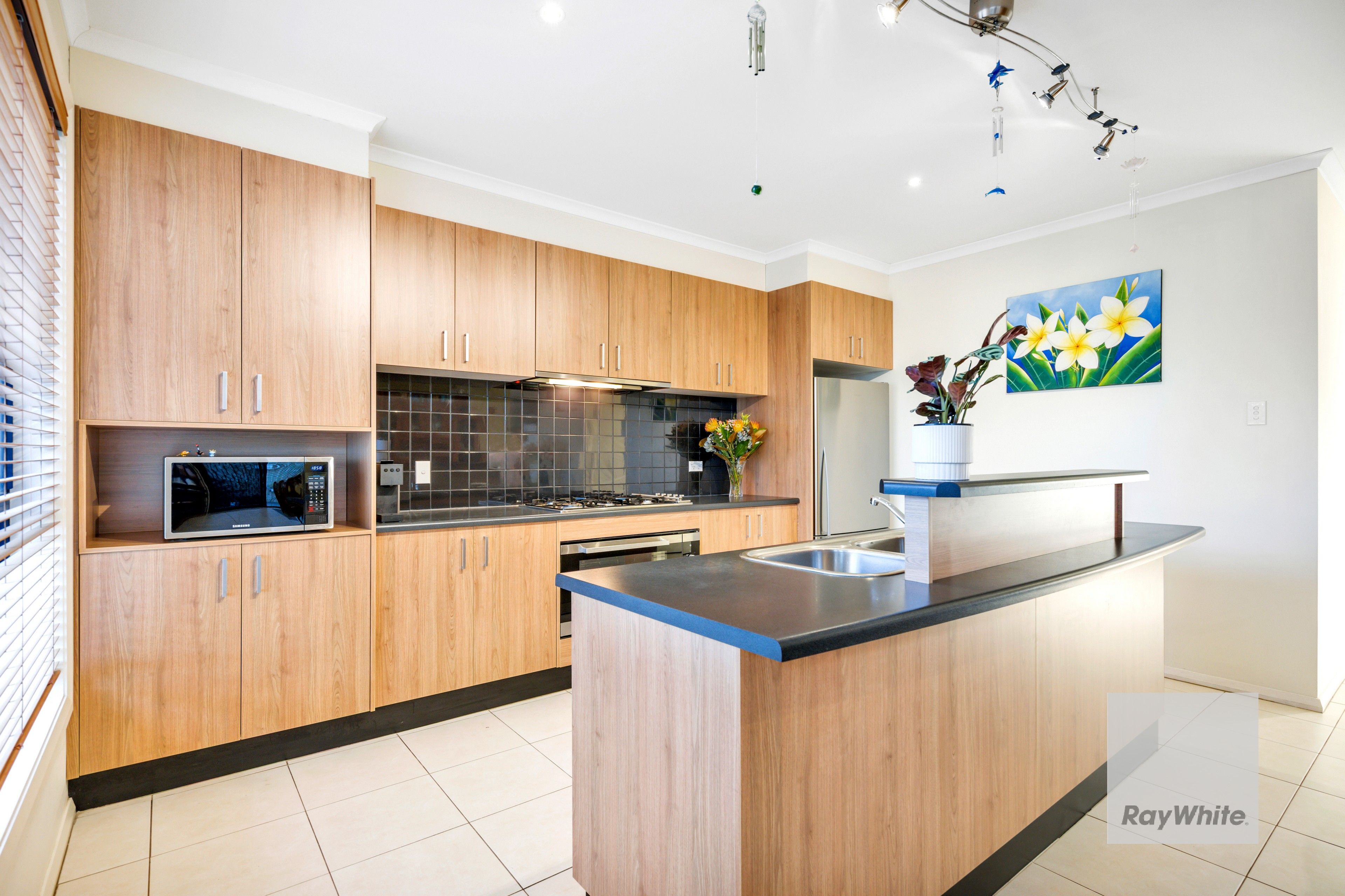 5 Burnley Grove — photo 8 of 24