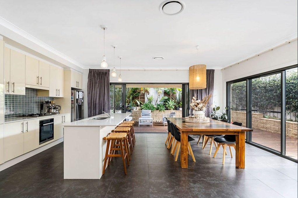 36 Hampshire Boulevard, Spring Farm, NSW 2570