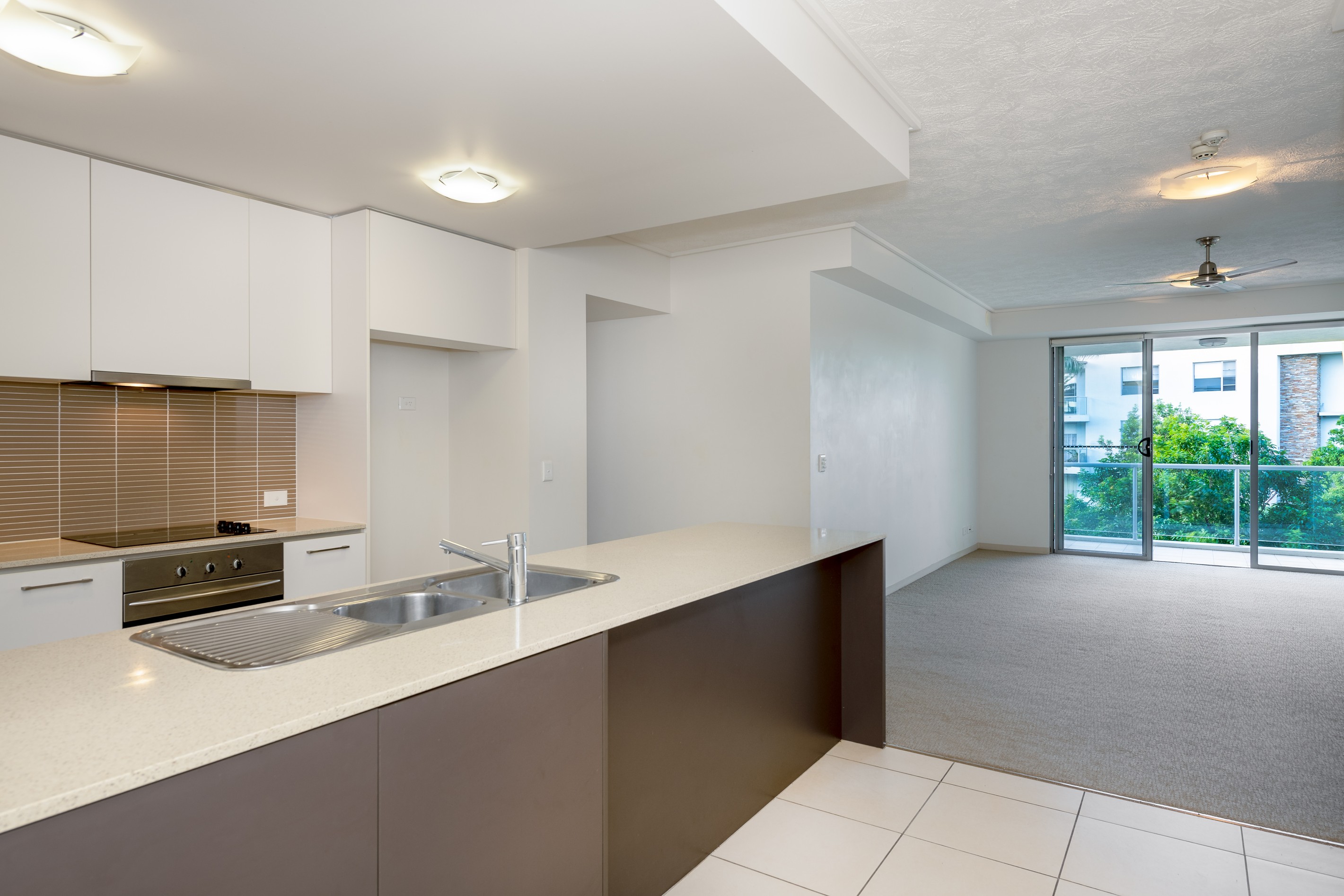 125/64 Sickle Avenue, Hope Island, QLD 4212