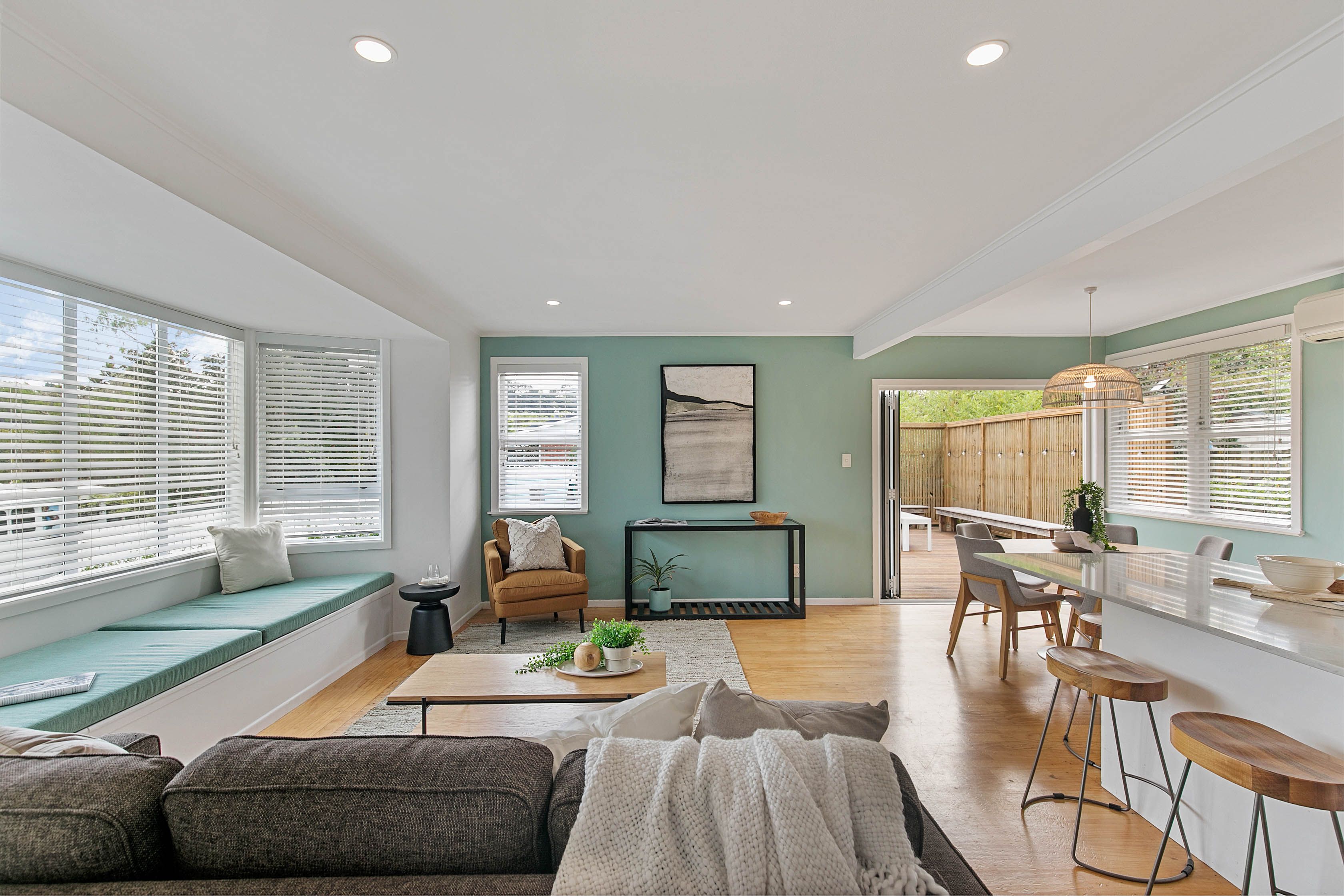 49 Paragon Avenue, Beach Haven, North Shore City
