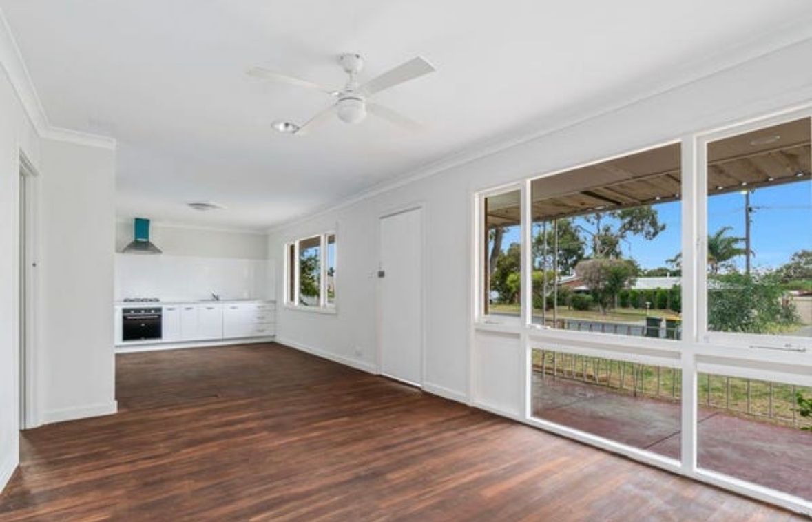 5 Roydon Way, Girrawheen, WA 6064