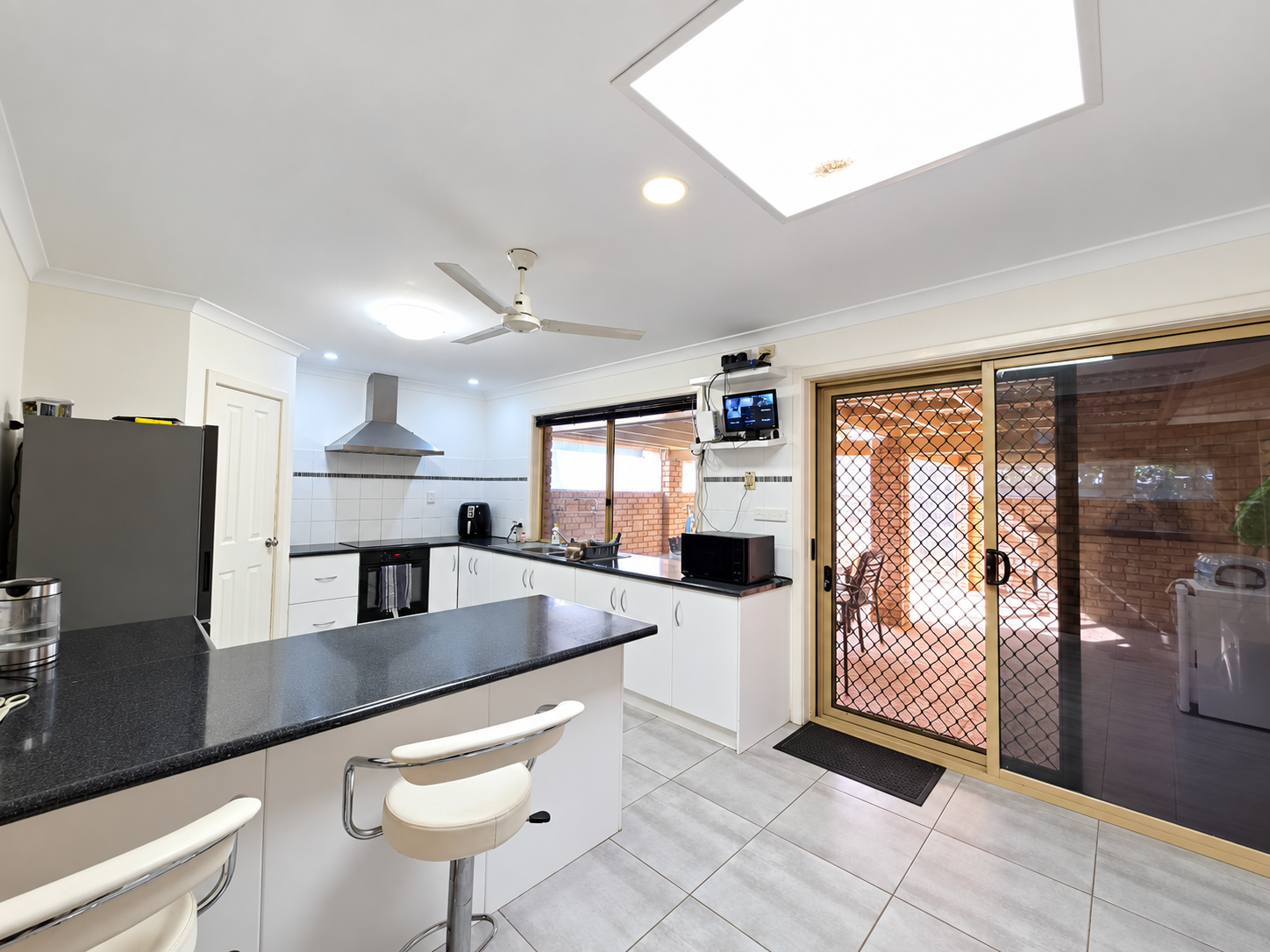 4 Houlahan Place — photo 3 of 16