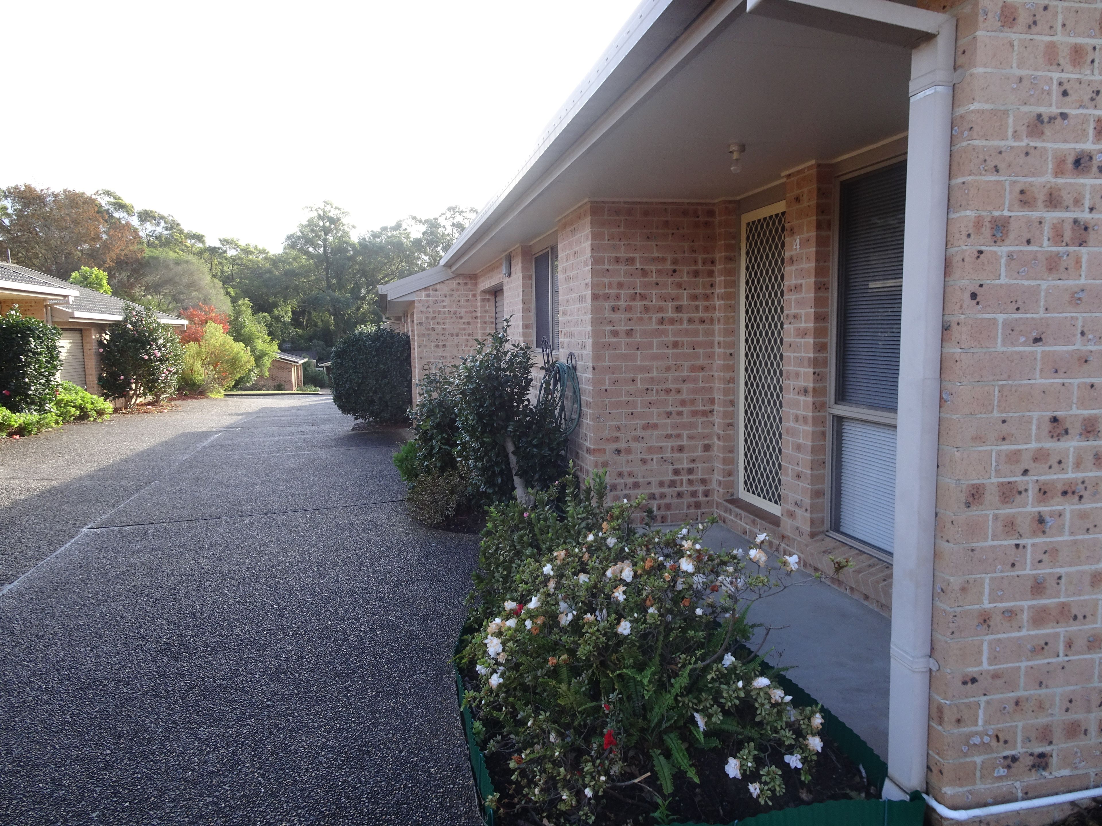 4/6 Carisbrooke Close, Bomaderry, NSW 2541