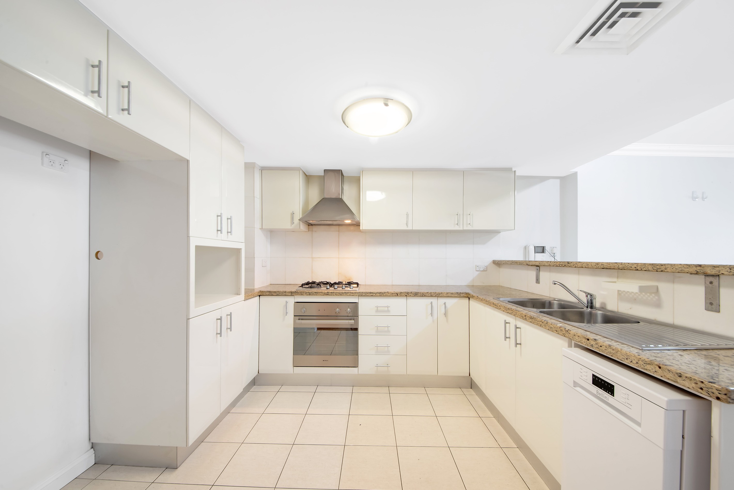 7/2 Pound Road, Hornsby, NSW 2077