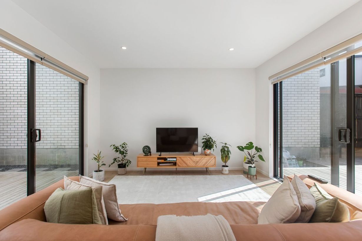 24- Artemis Way, Flat Bush, Manukau City