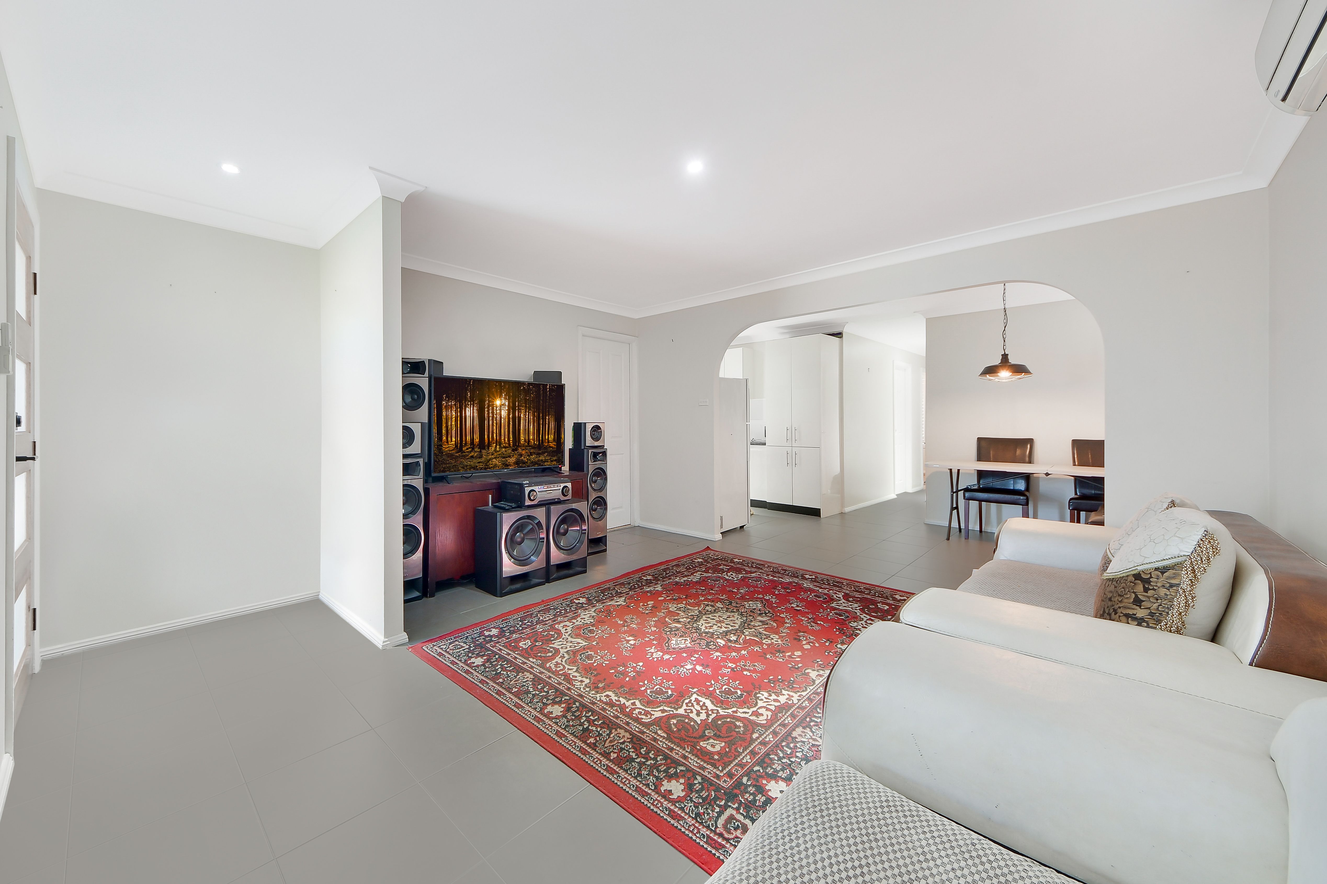 2/64 Francisco Crescent, Rosemeadow, NSW 2560
